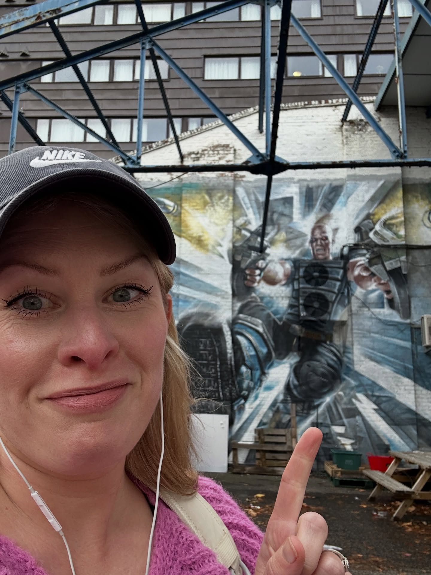 Somebody’s first time at @omuk_london 🥰 Eeek!
Thank you @voicefox_voiceover_agency for being such a legend.
What an absolute treat! ⭐️⭐️⭐️⭐️⭐️