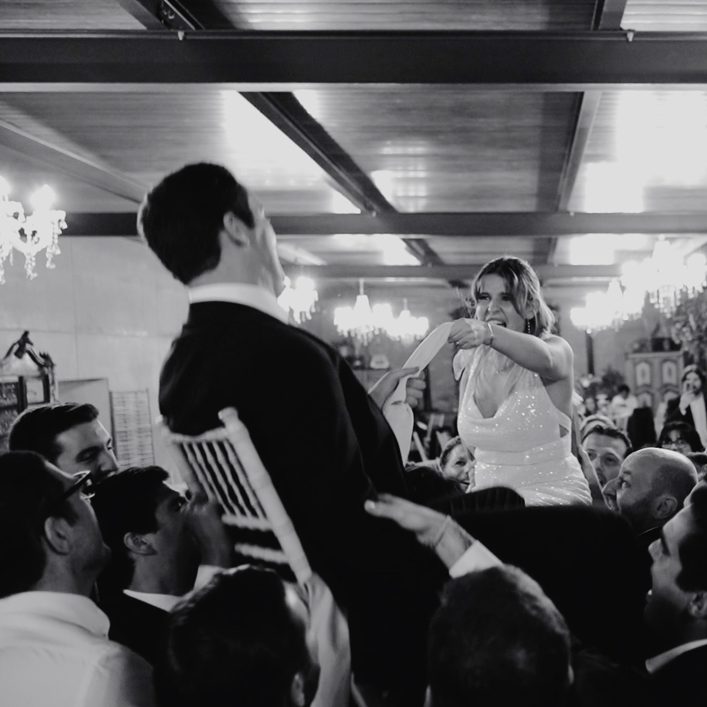 Celebrating love through the night! ✨🪩 This beautiful couple’s symbolic wedding in Portugal was a perfect blend of Jewish tradition and modern flair, especially when the bride rocked a shiny jumpsuit for the Hora, a true high point of any wedding!
What’s your favorite moment during a wedding?
#LuxuryLove #JewishWeddings #WeddingInspiration #JewishCelebration #bridalwear #weddingvideo #destinationwedding #portugalwedding