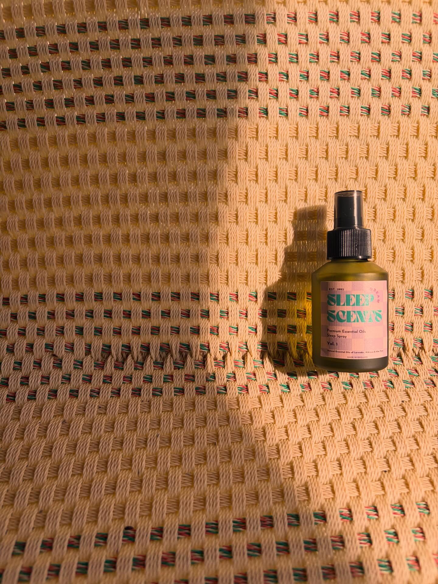 Sleep Scents - Rest Better
#sleepscents #sleep #sleepbetter #nightspray #aromatherapy #sleepspray #sleepexpert