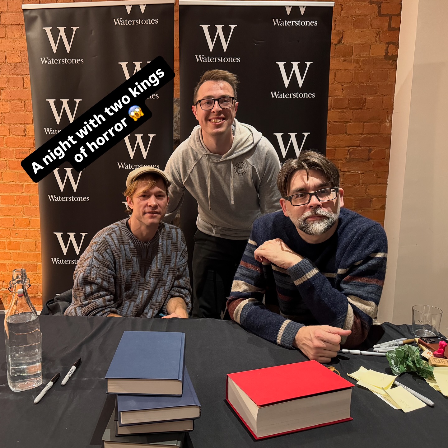 The best author event I have attended bar none.
Iāve done a few of these now but this event with @joe_hill and @thomasoldeheuvelt for the launches of King Sorrow and Darker Days tops the lot. Insightful, funny, jam-packed and full of all things horror.
By the way, does anyone sign books better than TOH? š