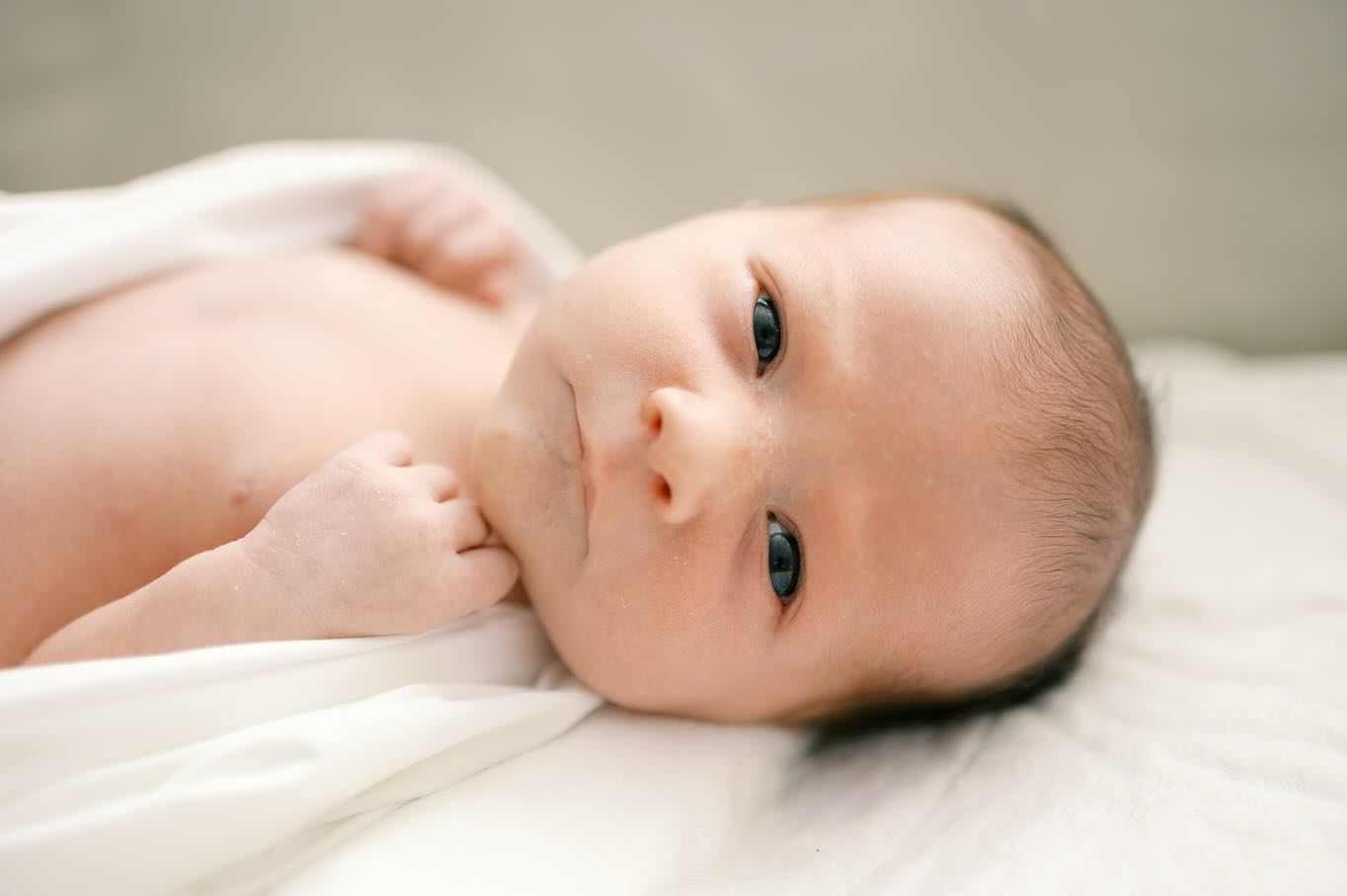 Myth: your newborn has to be asleep for beautiful newborn photos.
Reality: We follow baby’s lead, and that means some sessions babies don’t sleep at all! We still get gorgeous images like these, and I always find that the awake ones end up being some of the parents’ favs!
.
.
.
San Jose Newborn Photographer
Bay Area newborn photographer
Los Gatos newborn and family photographer
San Jose family photographer
Lifestyle newborn photography