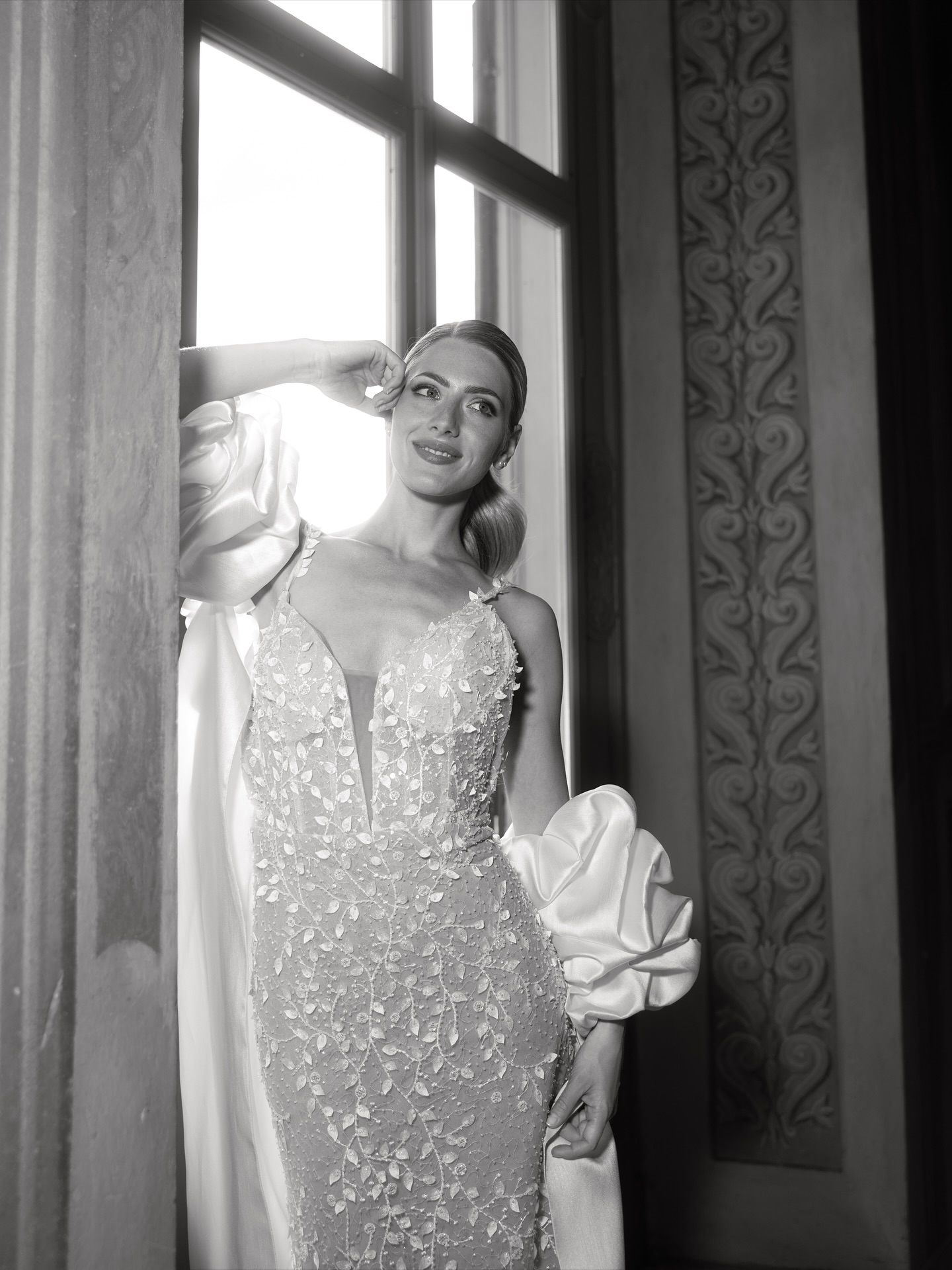 Beautiful Elena, calm and timeless
//
Event Design & Organization @lina.events_
Model @elenajoanaa
Styling @beautybrides_brautstyling
Wedding Dress @diebrautfluesterin_brautmode
Stationery @florabelle.paperart
Jewelry @sophia_singer_jewelry
Furniture/Decoration/Floristry @innawiebe_com
Location @mosconibertani