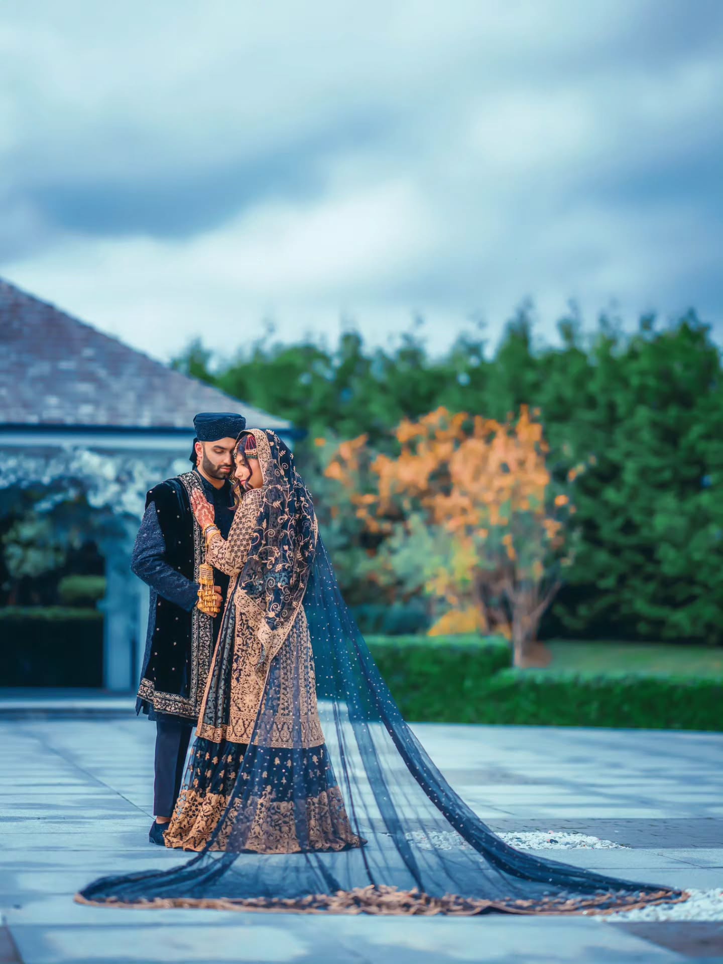 Congratulations to Hamza and Zulaikha.
May Allah swt bless you both aameen6
Photography @creativecapturesuk
Cinematography @creativecapturesuk
Makeup @hairbysadia
#photography #igers #photooftheday #picoftheday #photographylife #photographs #instareels #instagood #instadaily #bridalmakeup #bridaldress #bridalinspiration #weddingphotography #weddingcinematography #pakistanibride #pakistanistreetstyle #bride #groom #pakistanifashion #couplegoals #weddingmakeup #jewellery #portait #couple #wedding #reels #walima #2025