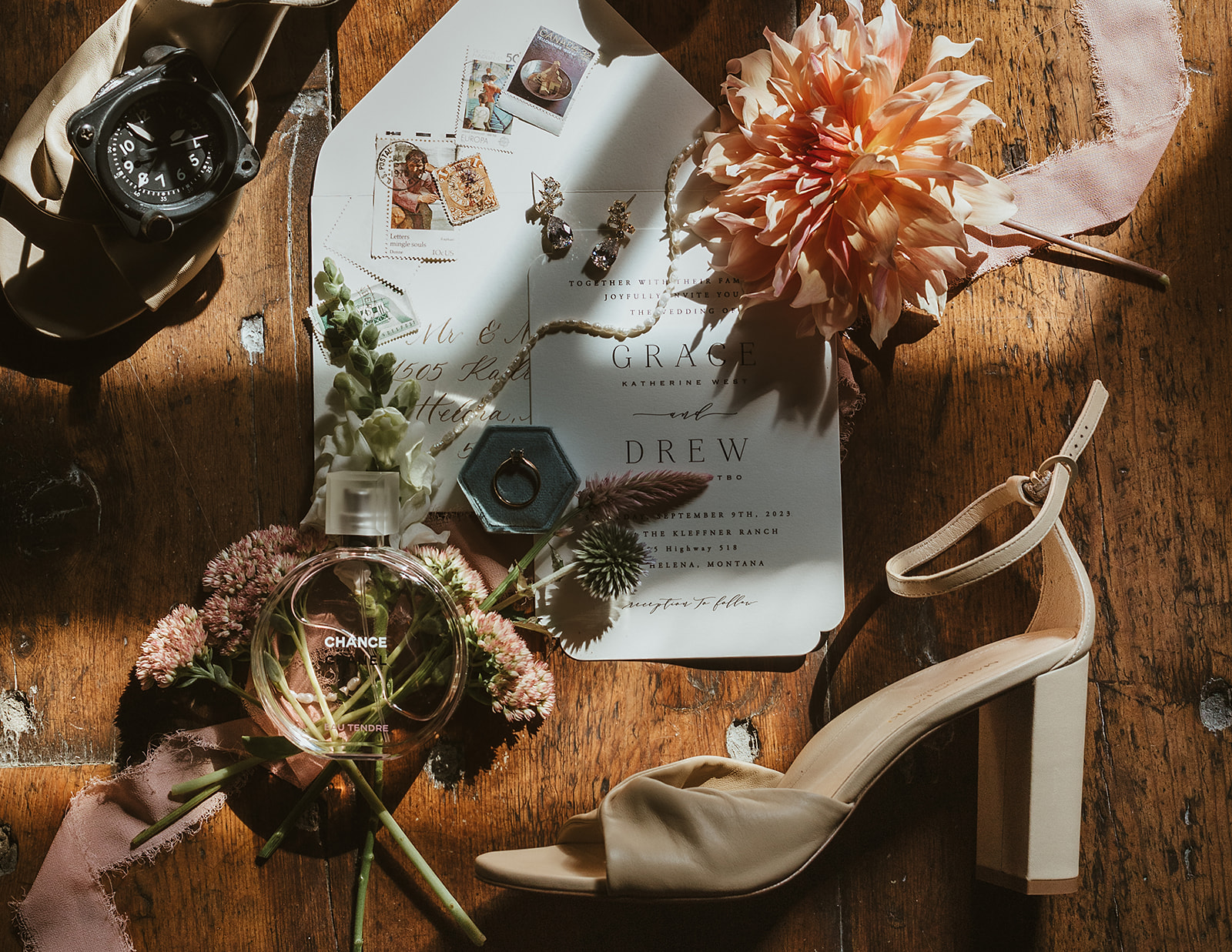 ✨ “Bespoke” means your wedding isn’t built from a template — it’s built from you. Every texture, tone, and timeline is thoughtfully designed to tell your story.
No copy-paste celebrations here — only intentional details and heartfelt design.
💍 What’s one word that captures how you want your wedding to feel?
📸 @chelseaculpphoto
#bespokeweddings #luxuryeventdesign #montanabride #refinedcelebrations #katietaylorevents