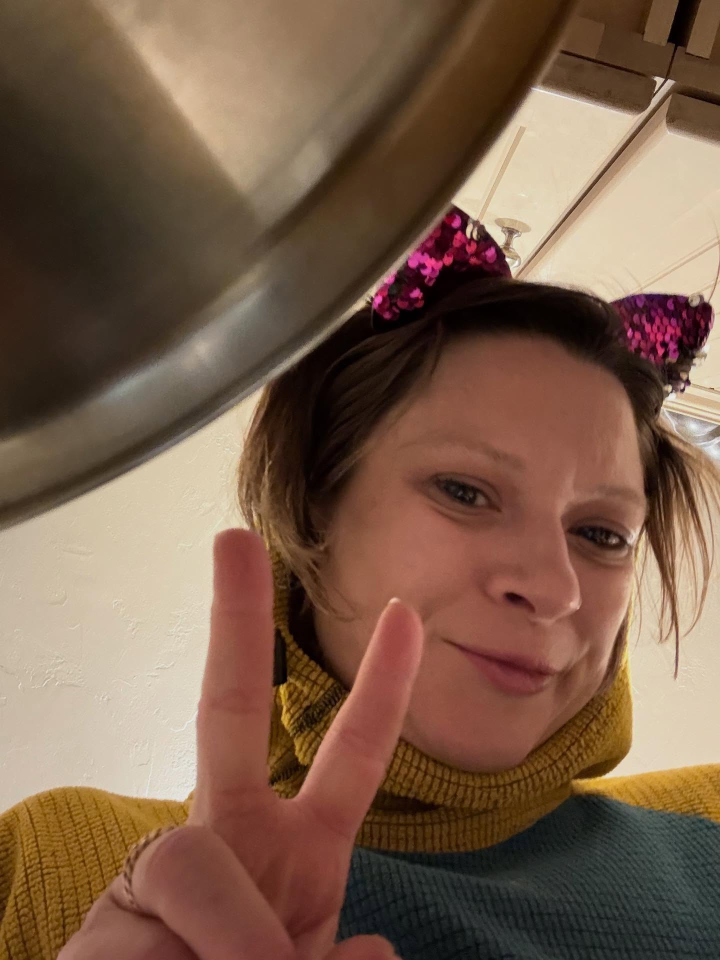 Happy #samhain
.
Tonight I’m an inside cat and I’m here doin all the witchy sh!t like…making soup!! I love you. It’s a new start,bb’s. We are close to that thin a$$ veil and it’s time to radiate #power
.
#happyhalloween
.
Warm in my @melanzana_leadville hoodie!!