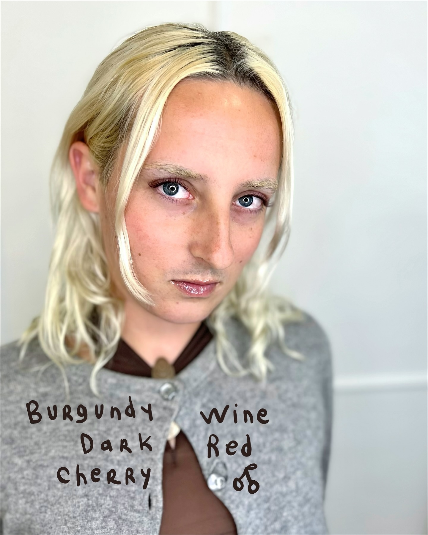 Burgundy ?
Dark Red ?
Wine Red ?
Dark Cherry ?
What shall we call it?
Thank you Max 😗
♥️🍒🍷🩸
#colourlashes #japaneseeyelashextension #wispylashes #caterpillarandink
#倫敦日式美睫 #倫敦生活 #런던속눈썹연장
#日式美睫 #pixielashes