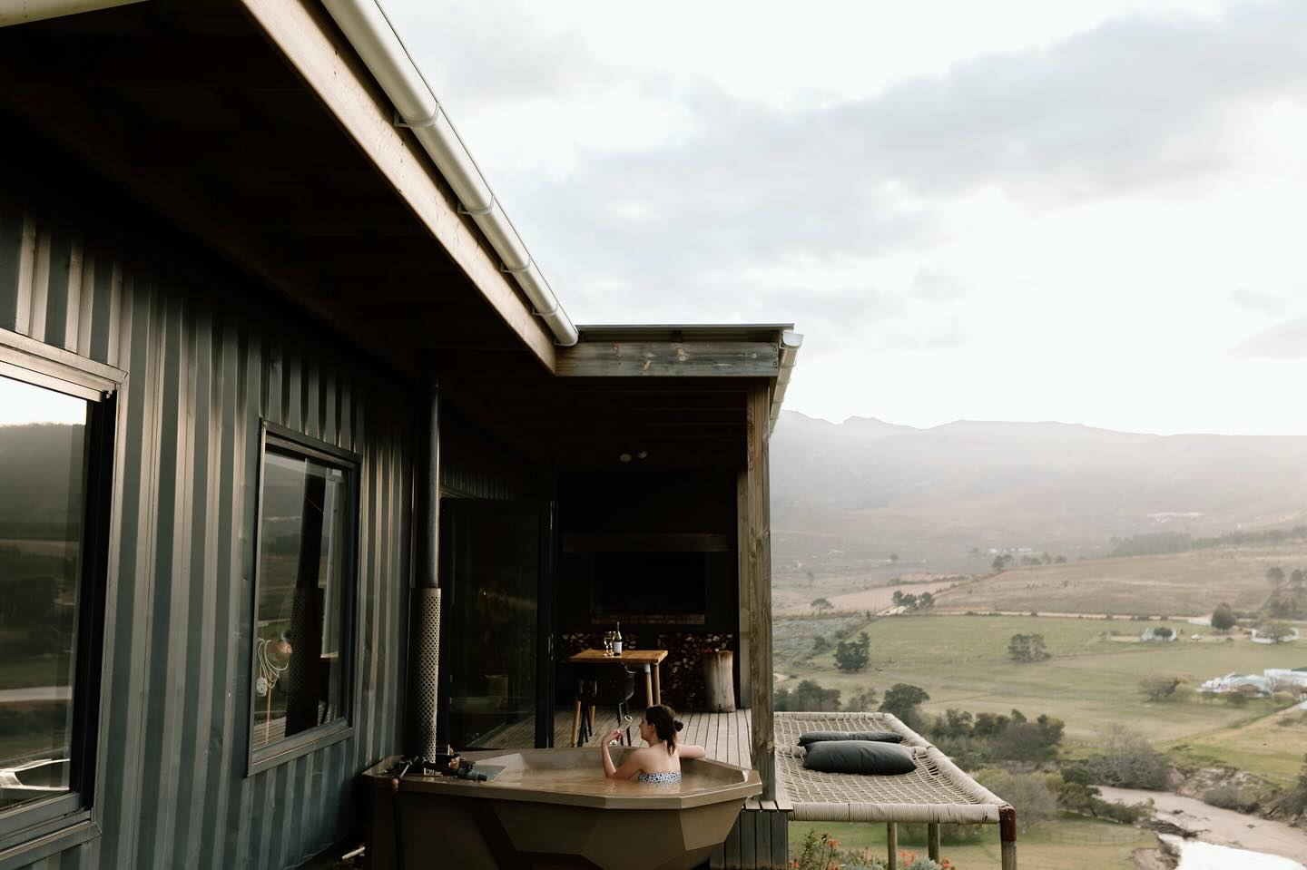 {BOOKED} 14-16 NOVEMBER
Weekend availability in our Lone Tree cabin.
Visit our website to book!