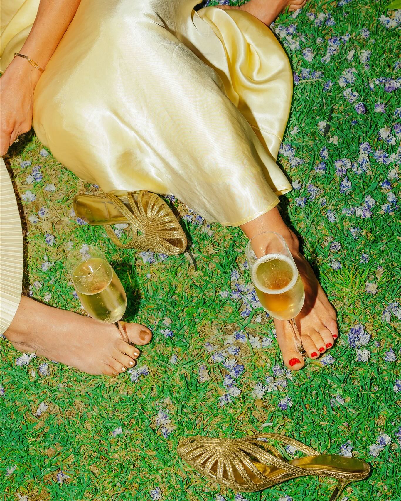 And then it happened, Nic & Ryan spent hours talking, strolling, frolicking, eating calamari & drinking 3 WHOLE cups of coffee.
They found themselves a little location that felt completely theirs and Ryan asked if he could hold her hand, to which Nic replied with yes.
As the euphoria of a hand hold consumed their entire bodies. It was only a matter of time until Ryan asked to take this little act of physical touch to a WHOLE new level. So he asked something so bold, so daring, so outrageous, that even Nic could not refuse.
The Raunchy Ryan asked The Nice Girl Nicolette, if he could kiss her.
And as their lips met for the first time, a seagull squawked in EXCITEMENT!
MWAH 👩🏻❤️💋👨🏻 MWAH 🐦
Oh my gosh October has been a month of fabulous weddings!
Nic & Ryan’s day was so nothing short of delicious ❤️
THE VENDORS YOU ASK?
Couple: @nicolette.calder @ryancalder182
Photographer: @jacksongrantweddings 👑
Videographer: @keytone.media 🪽
Celebrant & MC: @marryme.mads
Tunes: Chook & Mulook (fkn legends)
Bevvies: @boutiqueeventco + @park.n.pour
Food: @steampocket1
Kombi: @coastalkombiweddings
Makeup: @elle.and.co_
Hair: @hairbybecdebruin
Hire: @twilighteventhire + @peppersprouthire
Feet: Paid Actors 👣