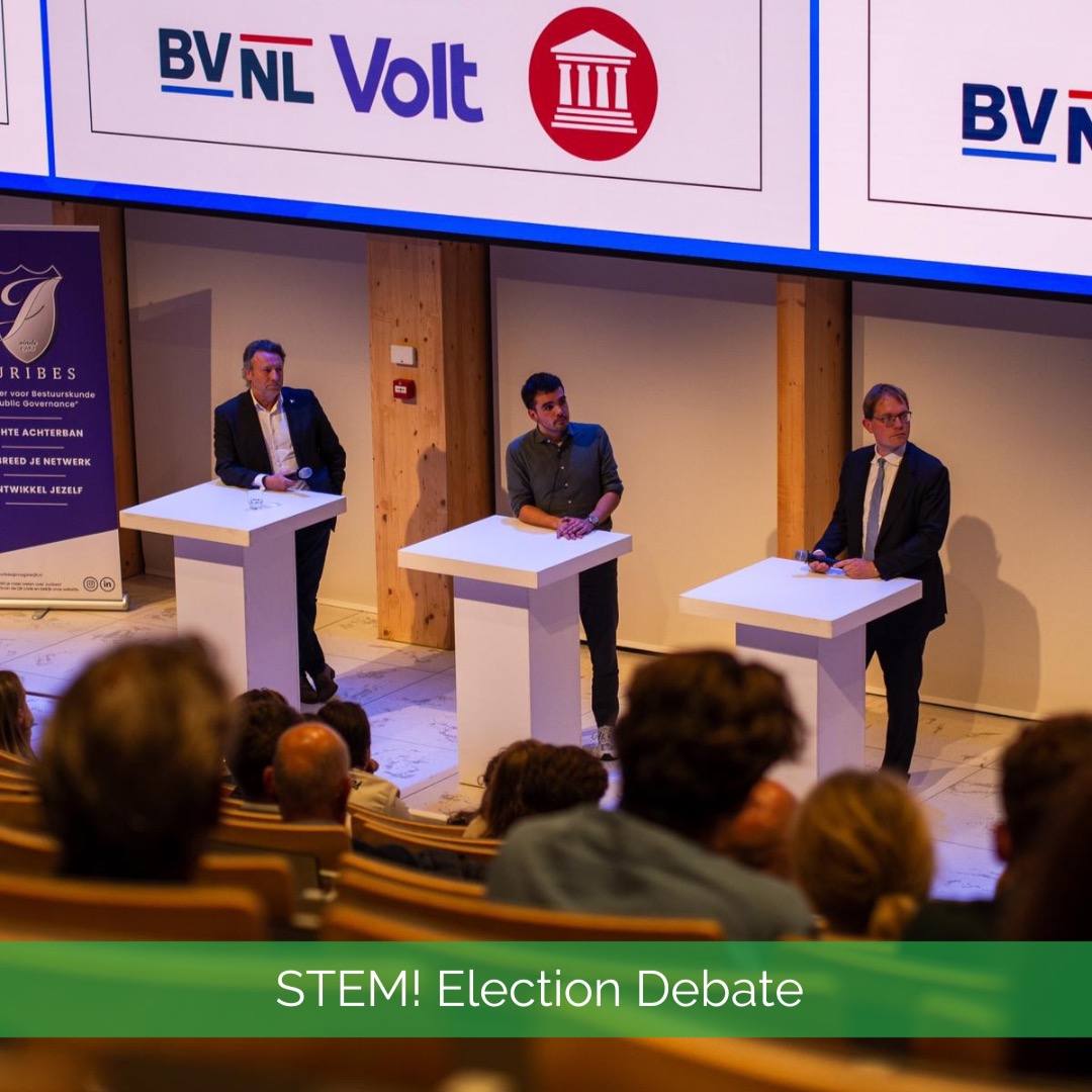 ๐๐๐๐! ๐๐ฅ๐๐๐ญ๐ข๐จ๐ง ๐๐๐๐๐ญ๐โ๏ธ
Since the elections for the House of Representatives are tomorrow, we want to look back on the STEM! Election debate we organized on the 6th of October together with @magisterjft_juribes and @sgtilburg. This edition was a huge success and we want to thank all the political parties that participated in the debate. In particular, we would like to thank our debate leader, @frankvanleeuwen_ , once again for asking the necessary critical questions and for steering the debate in the right direction.
We hope you enjoyed it as much as we did and that it helped you with your decision about who you are going to vote on tomorrow!
@stem_debatvoorstudenten