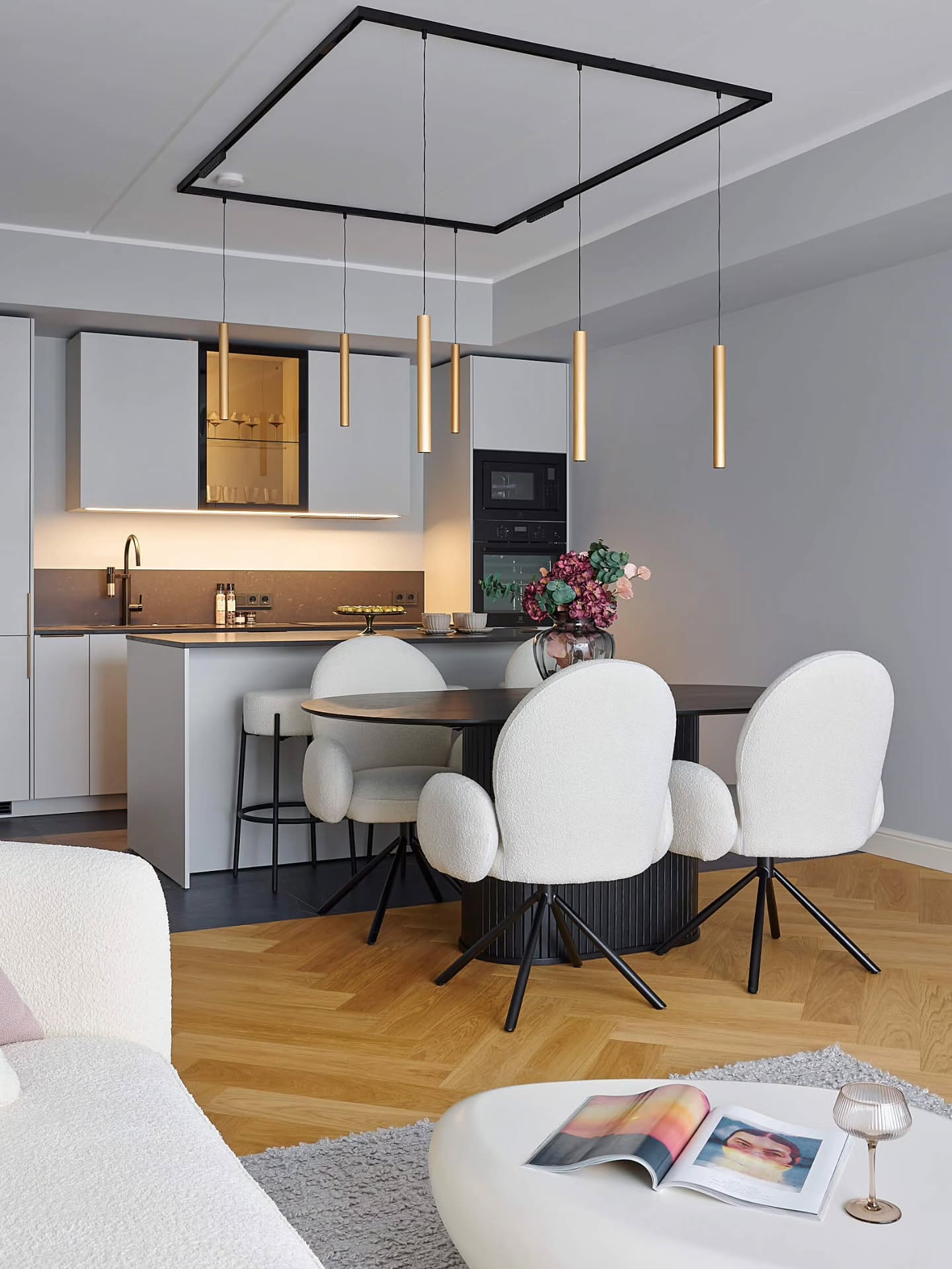 Discover the Vikimõisa Volmre Show Apartment - where smart, layered lighting meets sleek modern design. The versatile and functional lighting solution of this show apartment blends seamlessly with the modern interior. Layered lighting is used throughout: focused general lighting over the dining table, decorative lighting in the living room, and flexible solutions in the bedroom with 48V profiles. The entire lighting design is thoughtful and contemporary, providing general lighting as well as specific lighting for different activities. Lighting brands featured include @nekolighting , @ole_lighting ,Kohl and many others. 🏠 @kaamos.kinnisvara ✔️Interior design by Aljona Radomski. 📸 Karl Kasepõld. #hektorlight #valgusealgus #valgustid #decorativelighting #designlamps #lightingsolutions #lightingideas #interiordesignideas #homedecorideas #homedesign #interiordecor #interiorstyle #homelighting #modernlamps #modernlighting #moderndesign #lighting #design #lightingdesign #interior #interiordesign #lamps #architecture #homedecor #homestyle #homedecoration