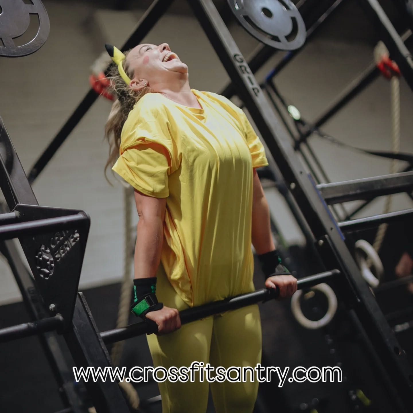 ☄️ PIKACHU ❌️ BAR MUSCLE UPS ☄️
What a flex - dressed up & doing some muscle ups 💪
Our gyms deliver real fun, real community & real coaching - always 🔥
______________________________________________
Want to try a Community Driven Gym?
Drop us a DM today with the words "FREE TRIAL" and we'll be in touch.
🔗 link in bio for website
🏡📍 CrossFit Santry, Unit 9c Santry Hall Industrial Estate, D09 X63C
🏡📍 CFD Tribe, Drumcondra, D03 RH36
#coach #thecoachinggym #crossfitcoach ##crossfitdublin #santry #Drumcondra #MonsterMash #Pokemon #Pikachu #DressUp