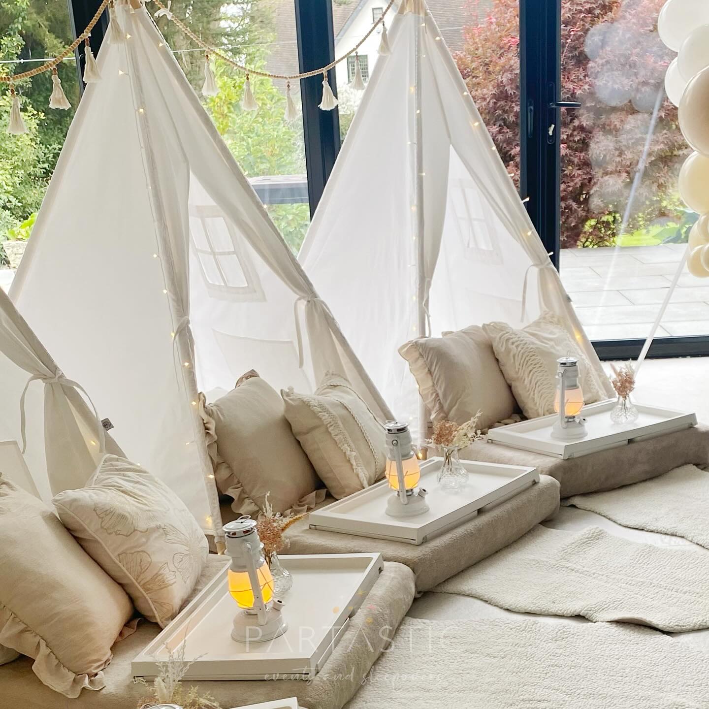 A boho sleepover for Tara
🤎🤎🤎
With the addition of a cinema, chocolate fountain and sweets, sure it was a night to remember.
.
.
.
#boho #bohoparty #bohosleepover #bohemiannights #bohoevent #bohoglampover #bohodecor #bohostyle #bohochic #bohohome #boholove #boholiving #bohosleepoverparty #bohosleepovers #sleepovers #sleepoverparty #teepeeparty #sleepoverideas #kidspartyideas #eventplanner #kidssleepover #surreyeventplanner #sleepovertents #sleepoverpartytents #teepeehire #sleepoverpartyhire #sleepoverteepee #sleepoversurrey