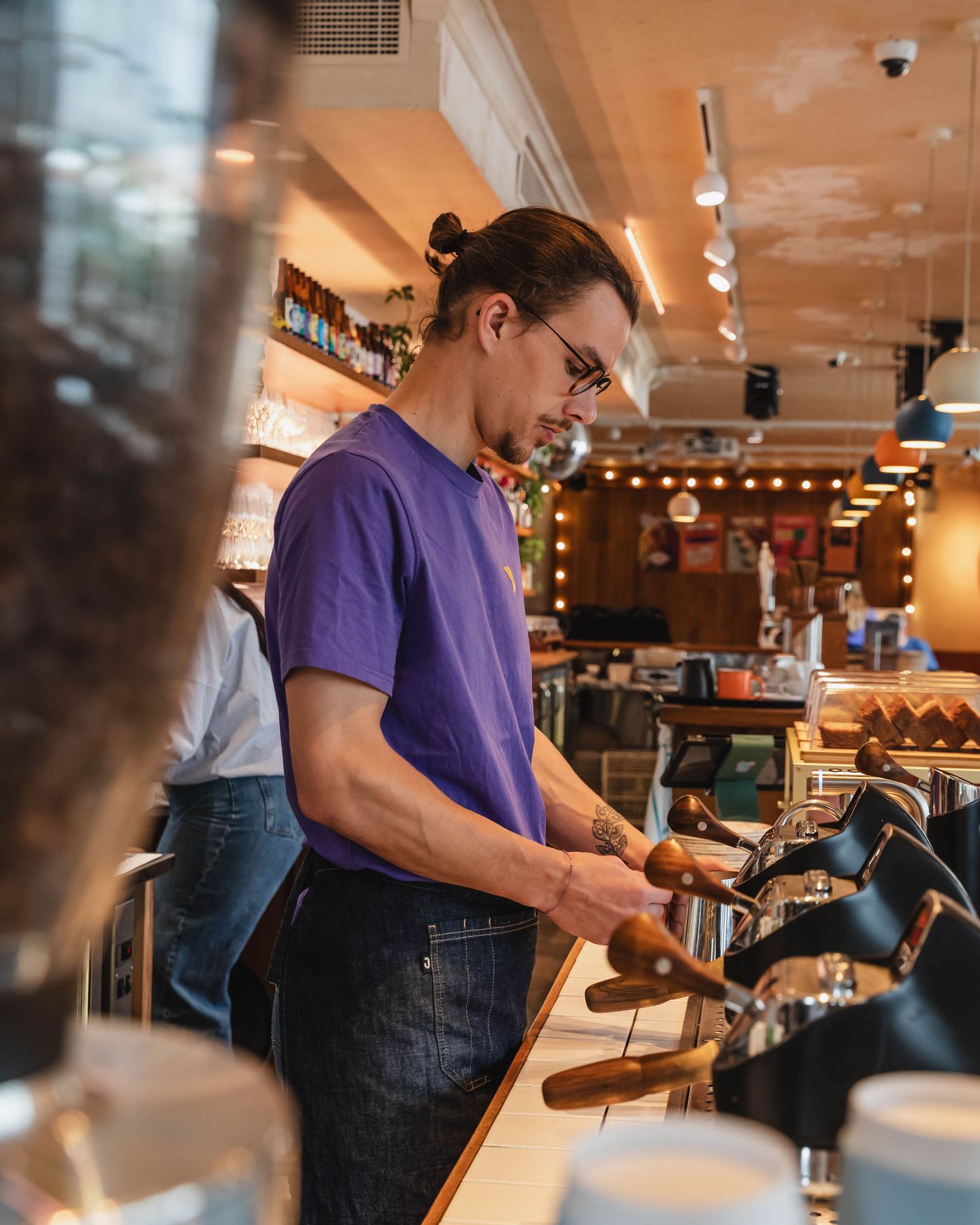 Coffee in the making. ☕️
📸 @alicepages