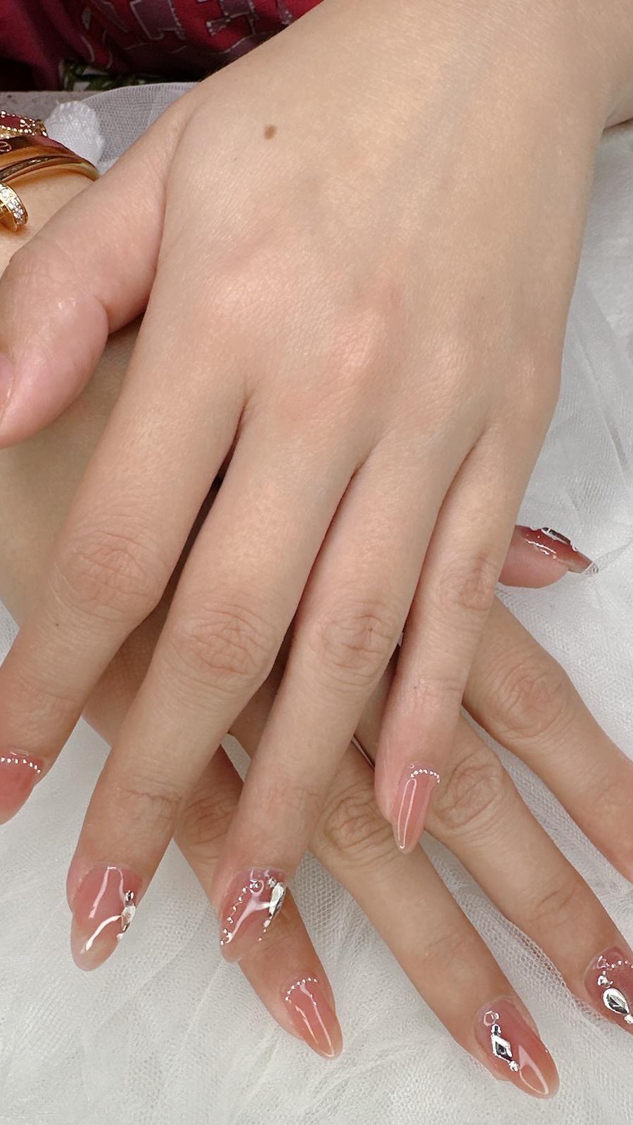 Pretty nude pink nails — timeless, elegant, and perfect for any occasion. Just a sprinkle of sparkle and gems to brighten up your day, no matter where you’re headed 💅 #sgnails #nailartsg #ombrenails