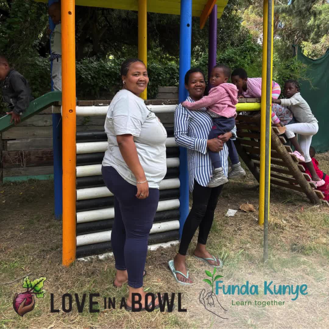 🌱 Learning Where Food Comes From 🌽
We’re so grateful to Love in a Bowl for generously opening their farm to our little ones! These visits are incredibly important — they help children understand where vegetables come from, how they grow, and why good nutrition matters.
Thanks to Tjarla for leading this wonderful initiative. During November, every child at the ECD centres we work with will get a chance to visit the farm, explore the gardens, and learn about healthy food in a hands-on way.
Thank you for helping us grow young minds — and healthy bodies!
#FundaKunye #LoveInABowl #NutritionMatters #ECDlearning #GrowTogether #HealthyKids #CommunitySupport #ConnectECD
@tjarla.norton @loveinabowlcommunity