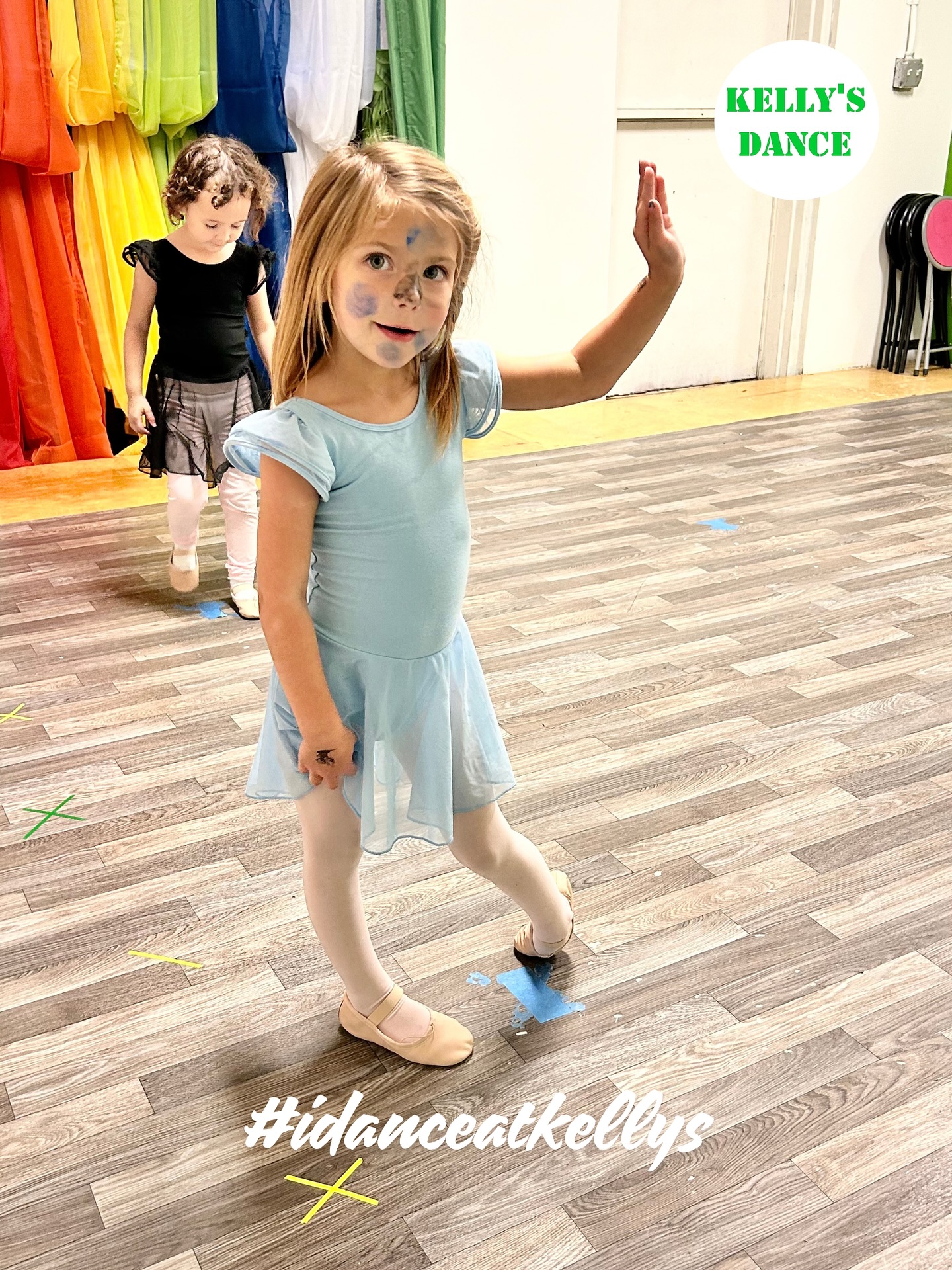 This group of Littles might win the Biggest Improvement Award. They are all so focused on their skills!
www.kellysdancesummerville.com
#kellysdance #idanceatkellys #season18 #kdsfamily #summervilledance #summervilledancestudio #summervillemoms #summervillekids #summervillesc #summerville