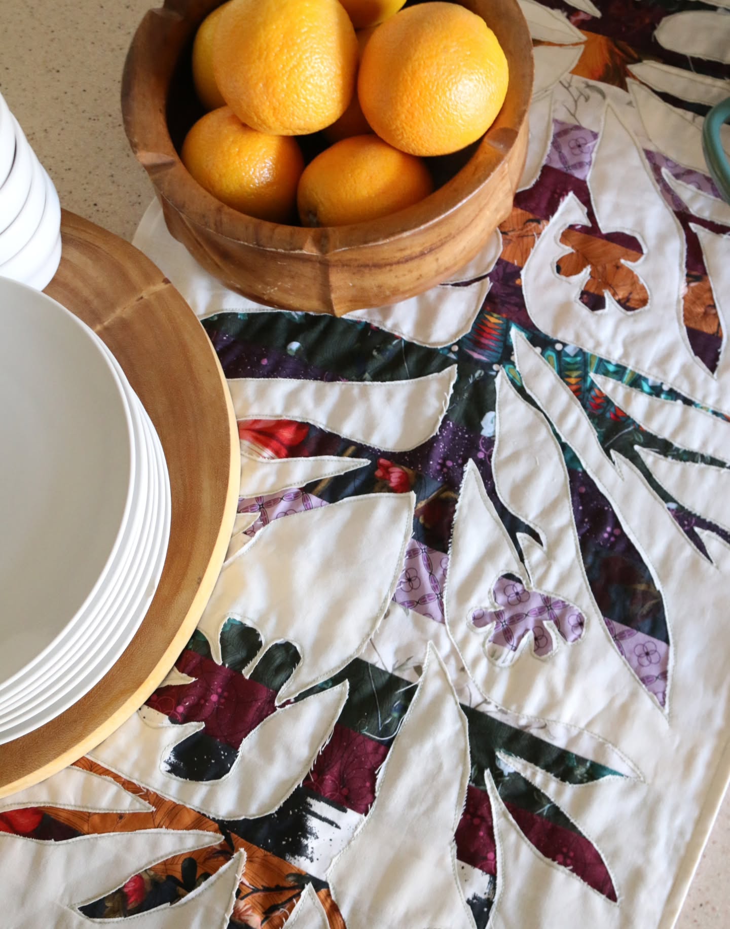 The big reveal!
I finished trimming all of the inner fabric to reveal the reverse applique patchwork beneath and my table runner is finished!
My kids are VERY impressed with this project and I'm pretty proud of it too!
This @freespiritfabrics Enrapture line by @giucy_giuce is shipping to stores VERY soon and I hope you go check it out!
Shout out to @aurifilthread for the gorgeous threads as usual 🙌🏼💗
#freespiritfabrics
#freespiritenrapturegiucygiuce #giucygiuceenrapture #enrapturefabric #aurifil #aurifilartisan