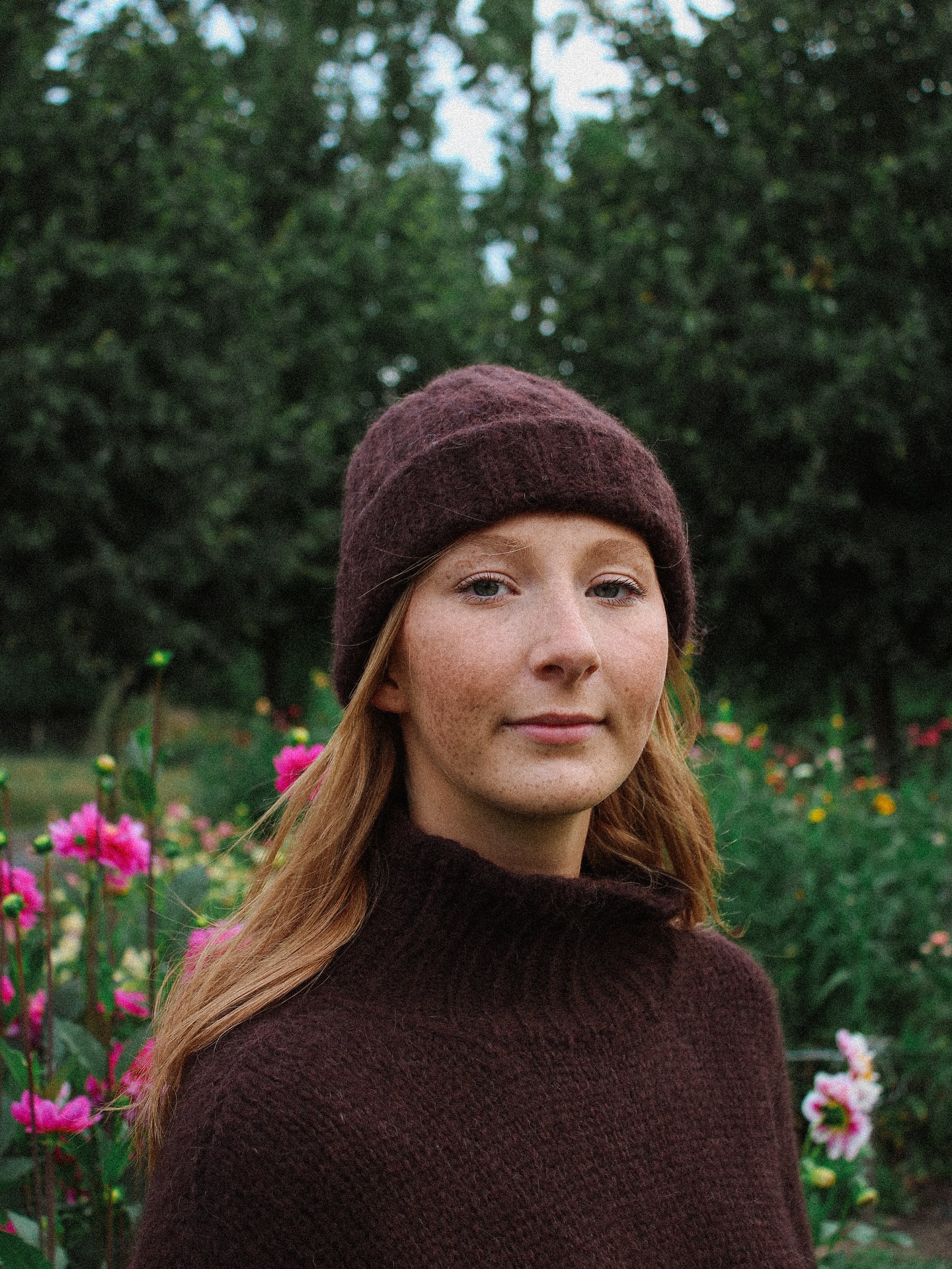 Pierrot •
Aka the perfect chunky beanie. The must have for the season 🤎🍂
#knitwear #fallfashion #ootd #outfitinspo #knitweardesigner #smallbusiness #sweaterweather