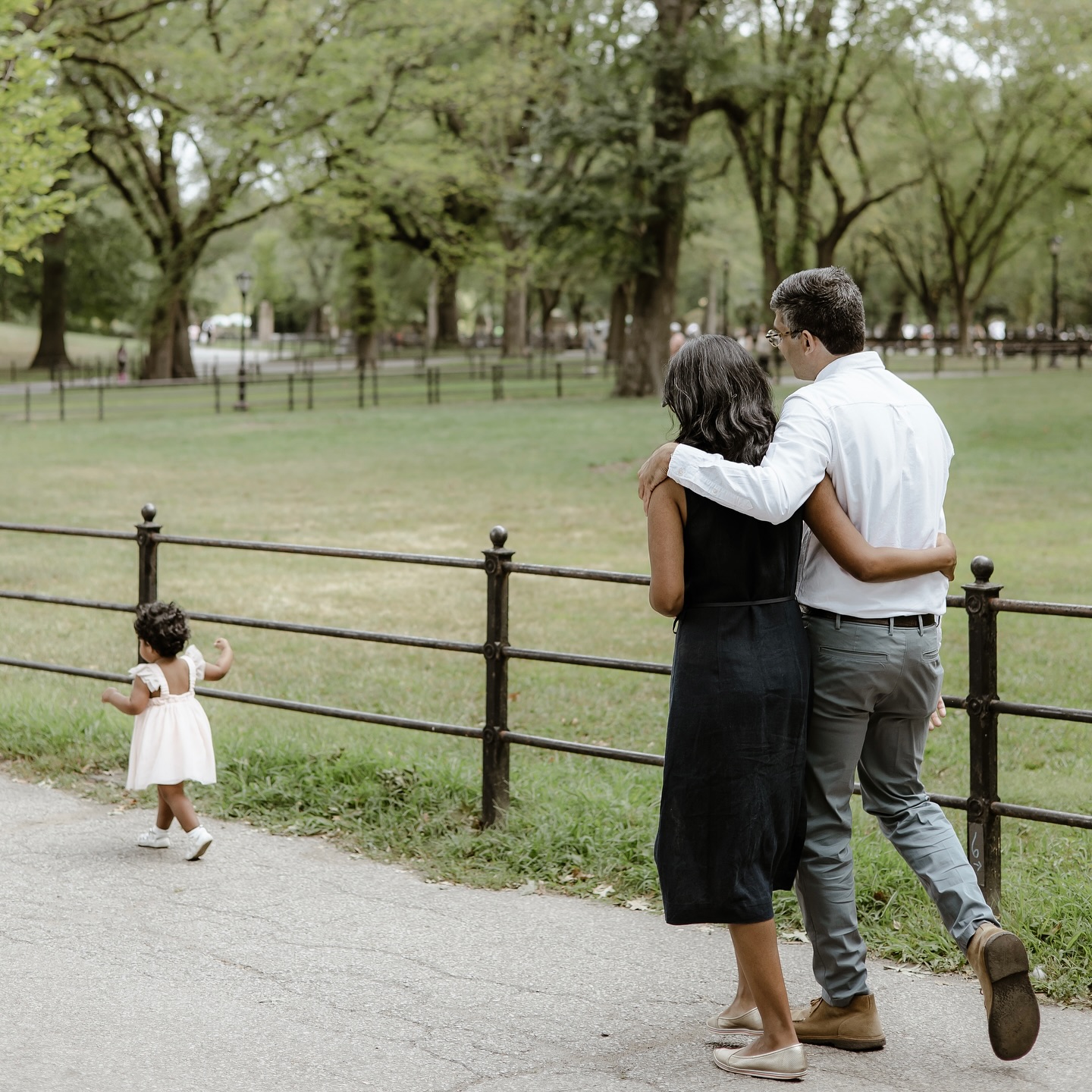 A walk in Central Park💚
#nyfw #nycphotographer #nycphotography #newyorkcityphotography #nyfw2025 #newyorkphotographer #nycfamilyphotographer New York, New York Event, New York Photographer, New York City Wedding Photographer, New York City Photographer, NYC Family Photographer, East Coast Photographer