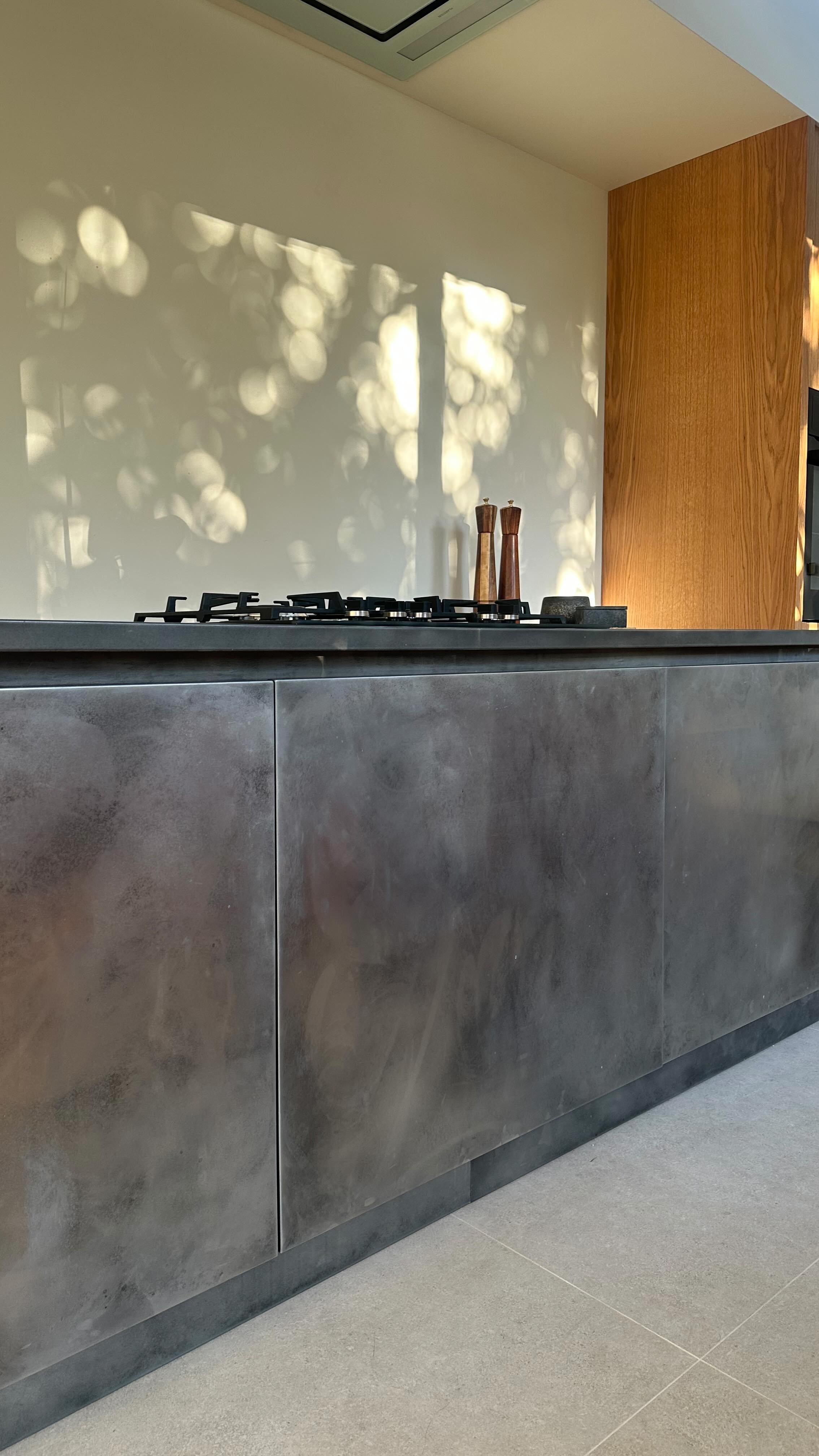 The process & the results 🌙 Custom zinc kitchen countertops with @oakesinteriors and @customisedsheetmetal for this family home in Penylan, Cardiff.
Zinc naturally patinates over time, deepening in tone and character, creating a surface that evolves beautifully with everyday use. A timeless, tactile detail in a bespoke family kitchen.
#CardiffArchitect #PenylanHome #BespokeKitchen #ZincCountertops #ZincKitchen #CustomInteriors #CardiffDesign #ResidentialArchitecture #BespokeInteriors #KitchenDesign #ArchitecturalDetails #CardiffHomes #MaterialityInDesign #ContemporaryHome #DesignInWales