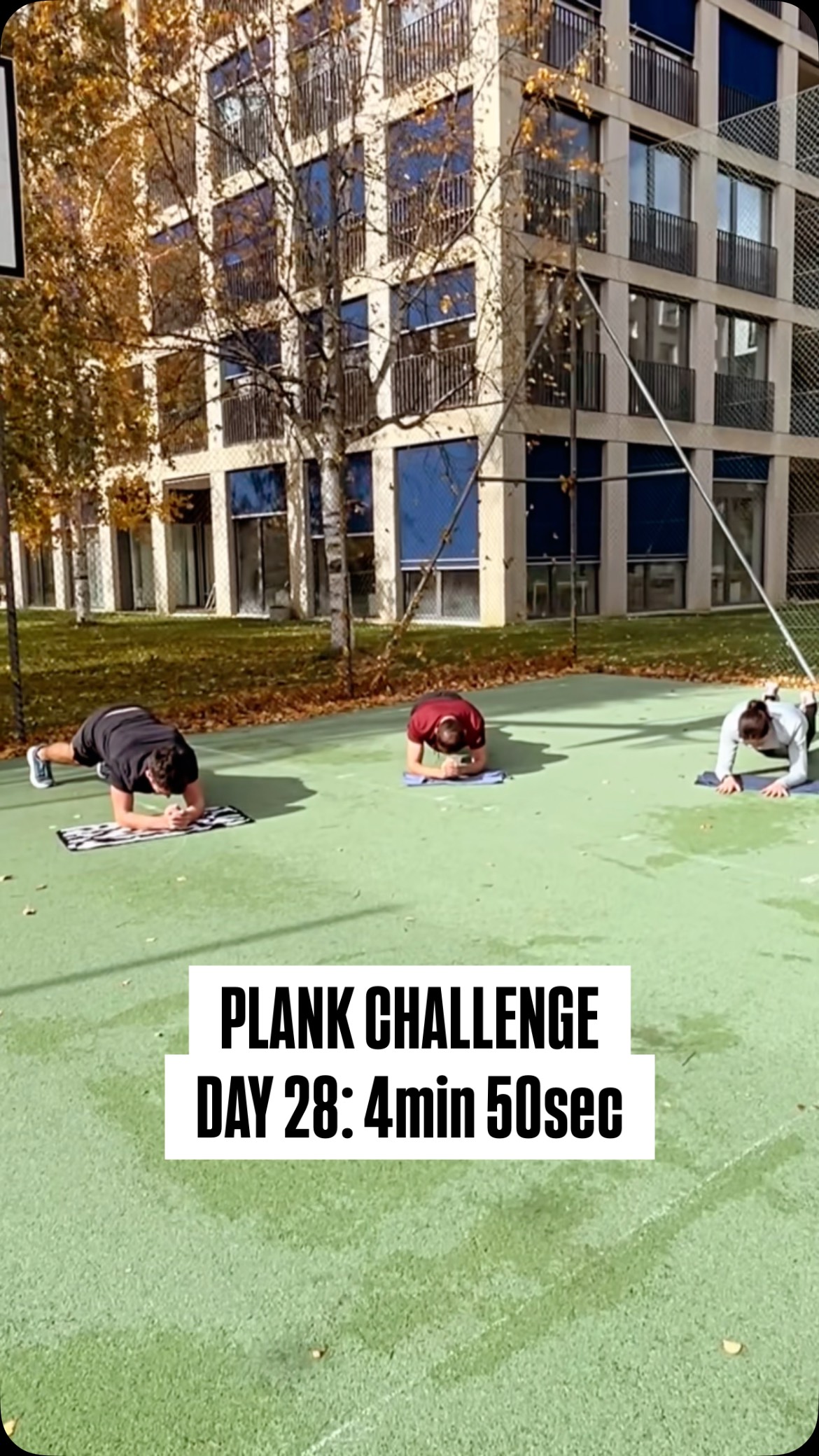 30 DAY-PLANK CHALLENGE
TAG 28: 4min 50sec
🚀💪 @bs_engineering_ag und nominierung team LU und team BE😁
#joyfit #joyfitbydesire #plank #plankkchallenge #outdoortraining #joyfitmachtsinn #workout #fitness #sport #training #outdoorworkout #outdoorfitness #outdoortraining #outdoortrainingzurich #outdoorworkoutzurich #outdoorfitnesszurich #fitnesstraining #fitnesstrainerin #personaltrainerin #personaltraining #grouptraining #bootcamp #outdoorbootcamp #zollikon #zollikonzürich #fitness #fitnessmotivation #fitnesslife #fitnessaddict #fitnessgoals