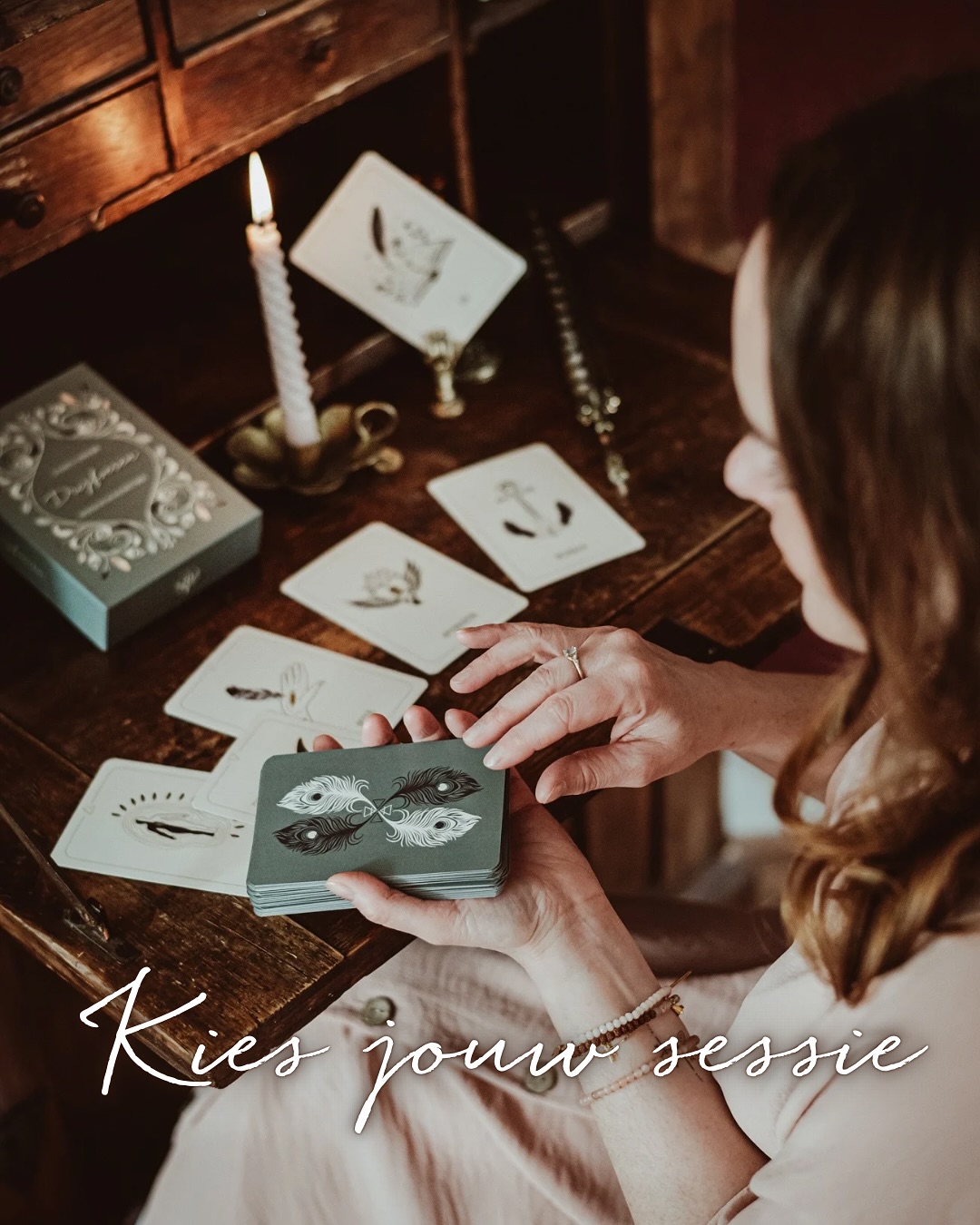 💫 Nieuw: sessies volledig afgestemd op jouw proces en behoefte 💫
Van een eerste kennismaking tot een complete deepdive. Als een eenmalige sessie of als onderdeel van een reeks. Alleen of samen met je partner.
Swipe voor alle mogelijkheden ➡️
Boeken gaat heel eenvoudig via het reserveringssysteem. Omdat mijn agenda voortdurend meebeweegt met mijn creatieve projecten, moet het gekozen tijdslot nog wel worden bevestigd. In de meeste gevallen kan het door jouw gekozen moment gewoon. Mocht het onverhoopt niet lukken, dan doe ik een passend voorstel.
Na afloop van iedere sessie ontvang je foto’s van de legging en (als je dat wil) een opname om op ieder gewenst moment nog eens terug te kijken. Zo kun je alles wat (in)gezien wil worden in jouw eigen tempo en op jouw eigen manier ontdecken.
Meer informatie over alle mogelijkheden vind je op de website (link in bio).
Heb je vragen? Laat het me weten via DM 💌 Ik beantwoord ze graag 😊
📸 @hannageelsfotografie