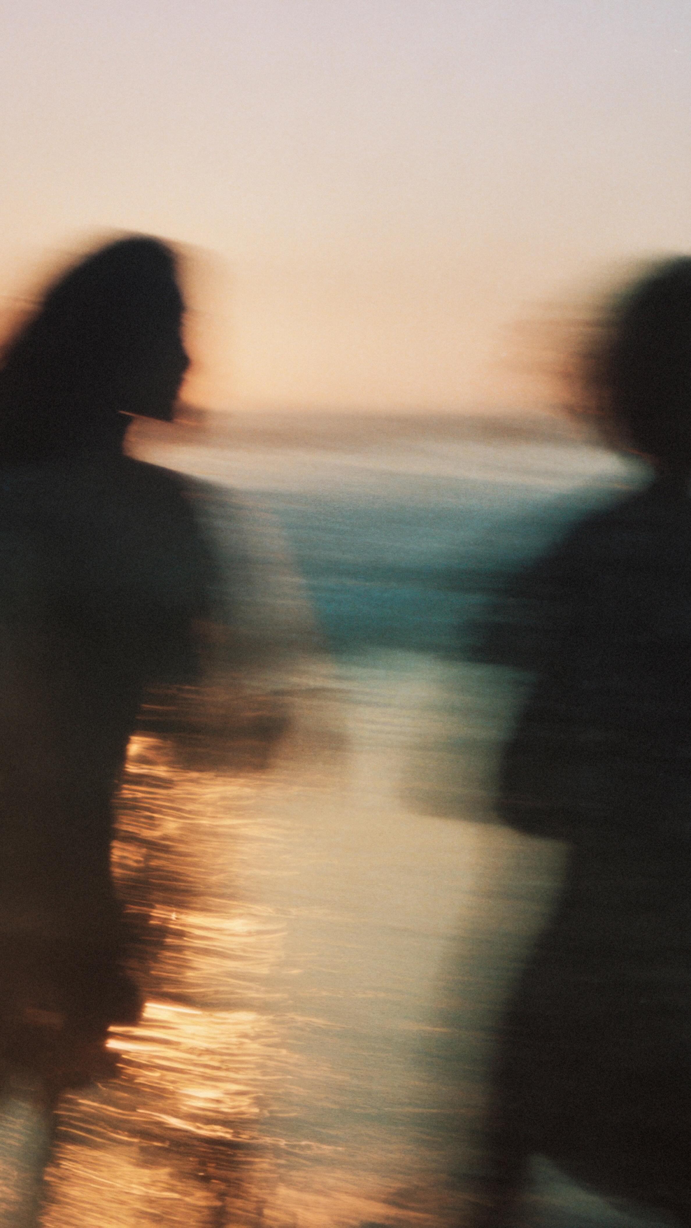 Vi tar med dette et kvantesprang ut av komfortsonen, og kan nå meddele at Studio Voyage er ute i verden! 🥹
En drøm trenger ikke alltid forbli en drøm - noen av de er til for å realiseres 🤍
Denne prosessen har gitt oss så mye inspirasjon, kraft, kreativitet og mot. 🌊✨
Vi har skapt henne for deg, for oss, for alle kvinner som vil koble seg på den myke, intuitive kraften som bor i oss alle. 🐚
Velkommen til Studio Voyage!
Og, du vet hva de sier, link i bio osv. 🧚♀️
www.studiovoyage.no
.
.
.
#lansering #kvinnefellesskap #fellesskap #sirkelarbeid #kvinnesirkel #eqterapi #kvinnesirkel