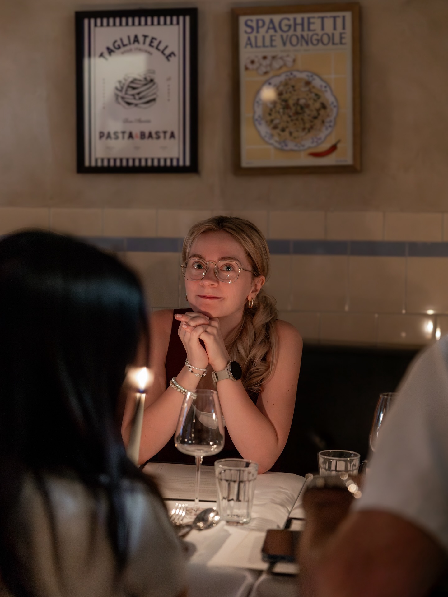 Waiting for the pasta like it’s the main event (because it is).
.
.
.
#linguinitrattoria #italianrestaurantamsterdam