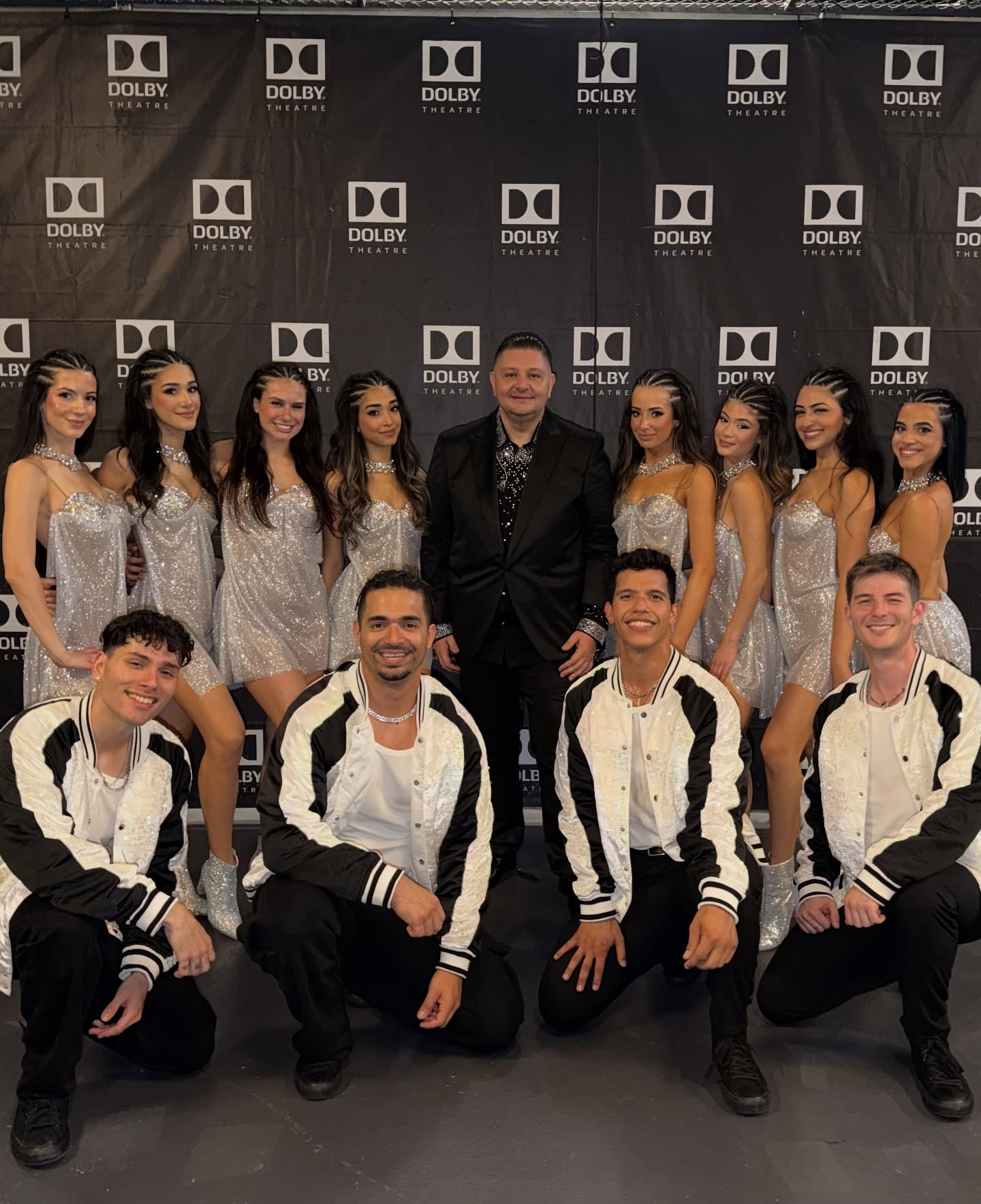 What an honor to share the stage with one of our favorite artists, @armenchik_music.
Thank you for trusting Dynamic Dance LA to bring your vision to life for such an unforgettable night at the Dolby Theatre celebrating 20 years of your incredible music. 🇦🇲
Performing alongside an artist as kind, humble, and passionate as you is always a privilege. Here’s to many more moments of magic ahead. ❤️
#DynamicDancers #Armenchik #DolbyTheatre