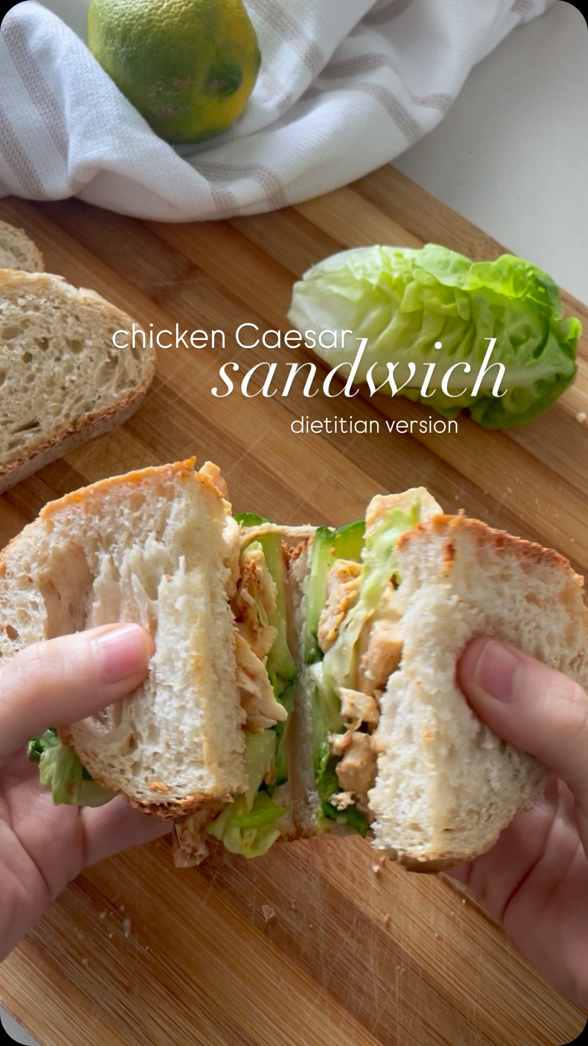 Another week another sandwich filling idea for you to try 🙌🏻
This is my chicken Caesar version, simple delicious and can go with any carb of your choice (not just bread 🥯)
Dressing:
- 1 tbsp reduced oil mayo (Nola)
- 1 tsp mustard
- 2 tsp lemon juice or vinegar
- 1 tsp grated Parmesan
- Pepper & salt to season
Method:
1. Mix the dressing ingredients together, toss in chopped lettuce and 100g grilled chicken breast (shredded).
2. Add to a sandwich with some cucumber slices 🥒
39g protein per serving ✨