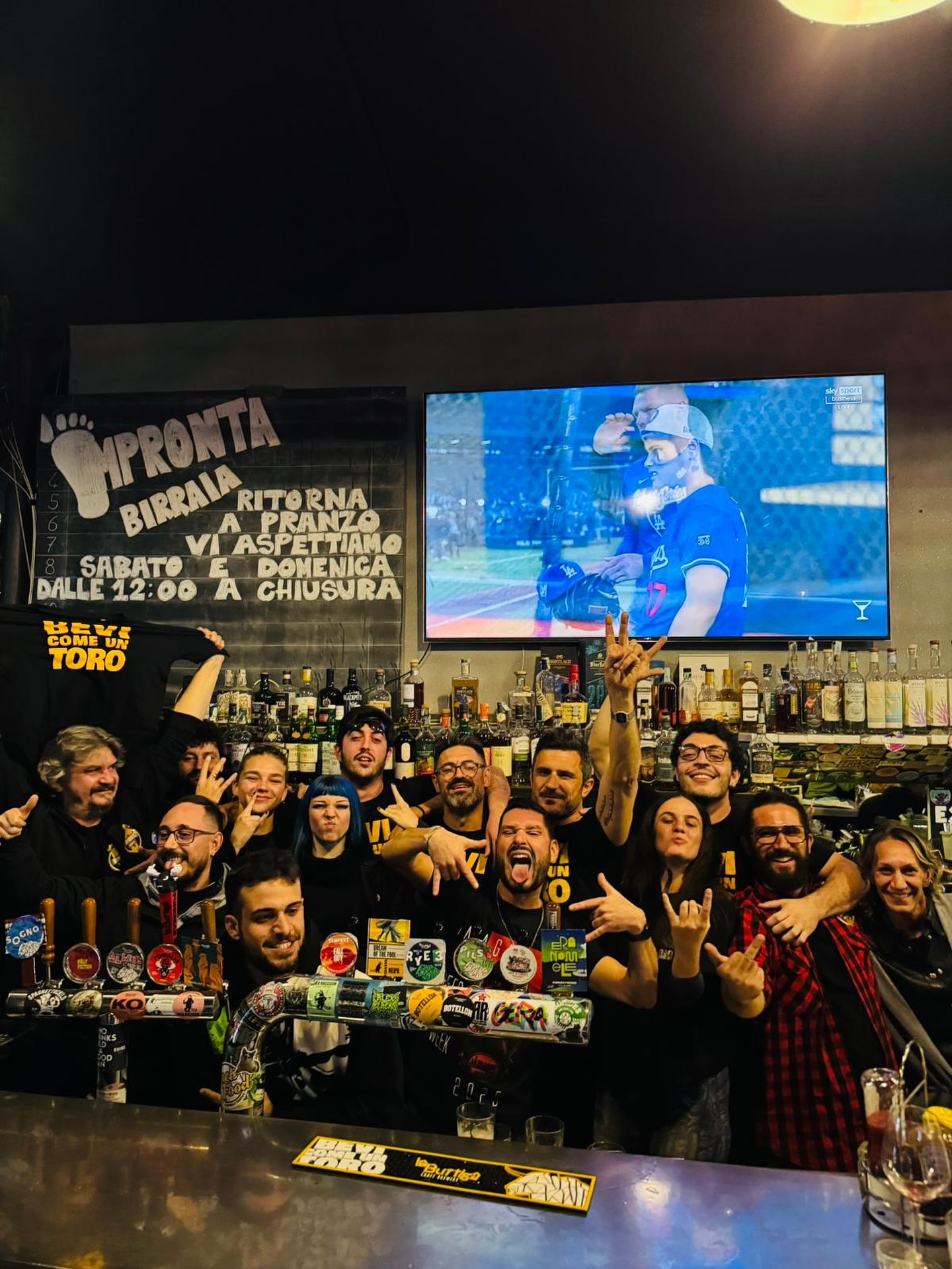 Una classica serata tranquilla @impronta_birraia #BEVICOMEUNTORO