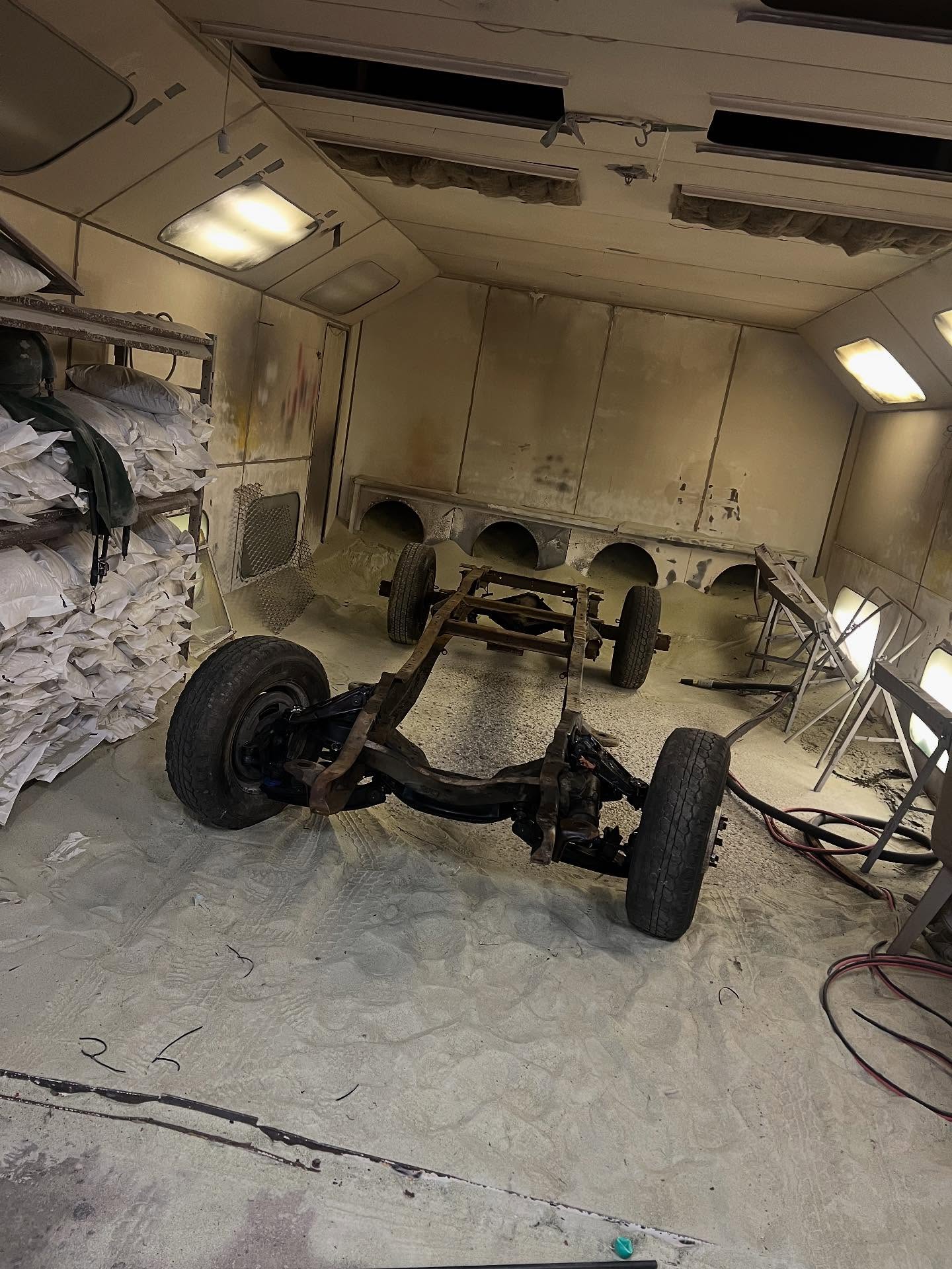 Truck frame, blast only!!