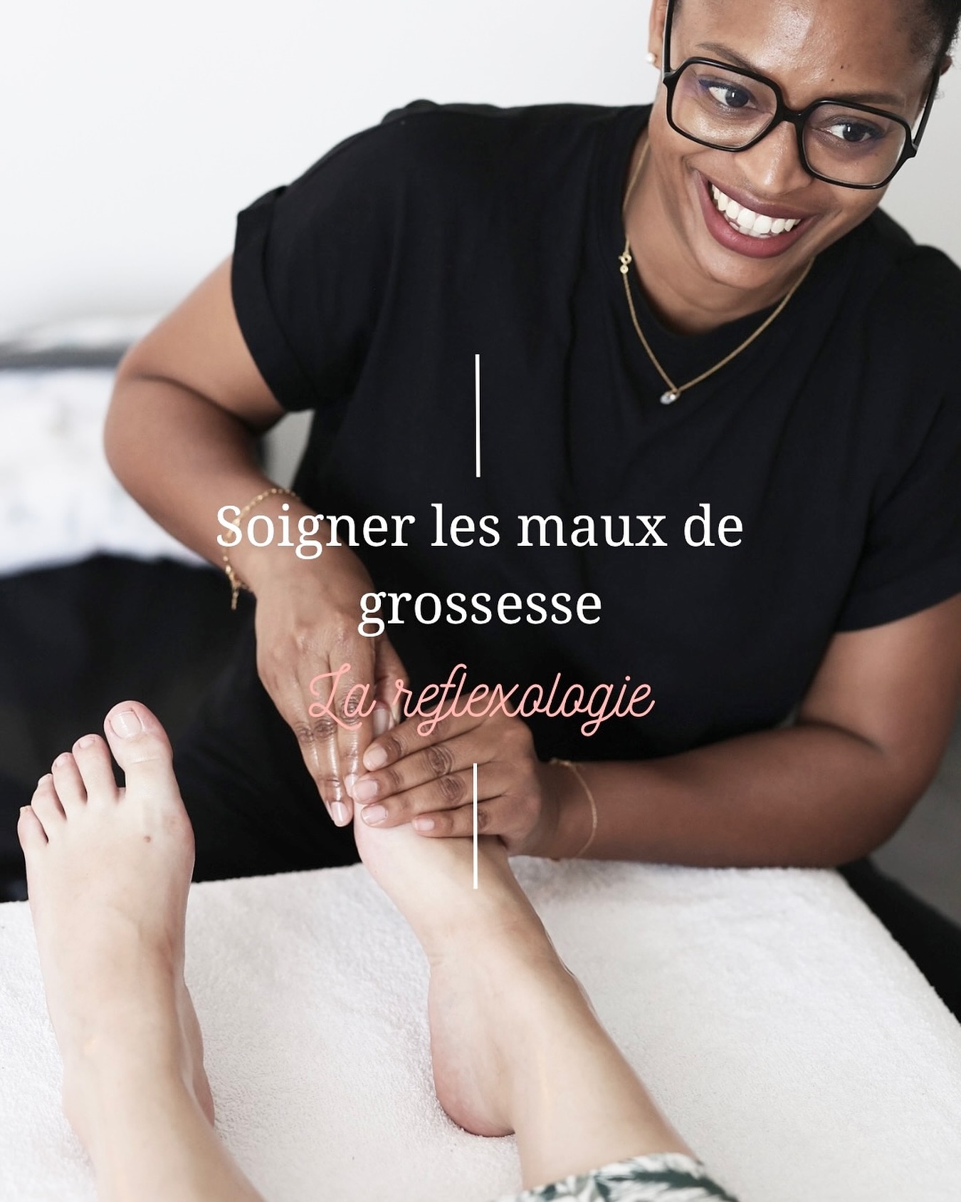 ✨ La réflexologie plantaire pendant la grossesse ✨
Pendant ces mois où ton corps se transforme, la réflexologie peut devenir une véritable bulle de bien-être 🌿
En stimulant certains points réflexes des pieds, elle favorise la détente, aide à soulager les tensions (dos, jambes lourdes, troubles du sommeil, nausées…) et accompagne ton équilibre émotionnel tout au long de la grossesse !
C’est une parenthèse de douceur, une pause rien que pour toi et ton bébé 🤰💫
Et toi, as-tu déjà essayé une séance de réflexologie pendant ta grossesse ?
#réflexologieplantaire #grossesse #bienetregrossesse #reflexologiegrossesse #femmesenceintes #maternité #préparationnatal #soinprénatal #accompagnementgrossesse #bienetre