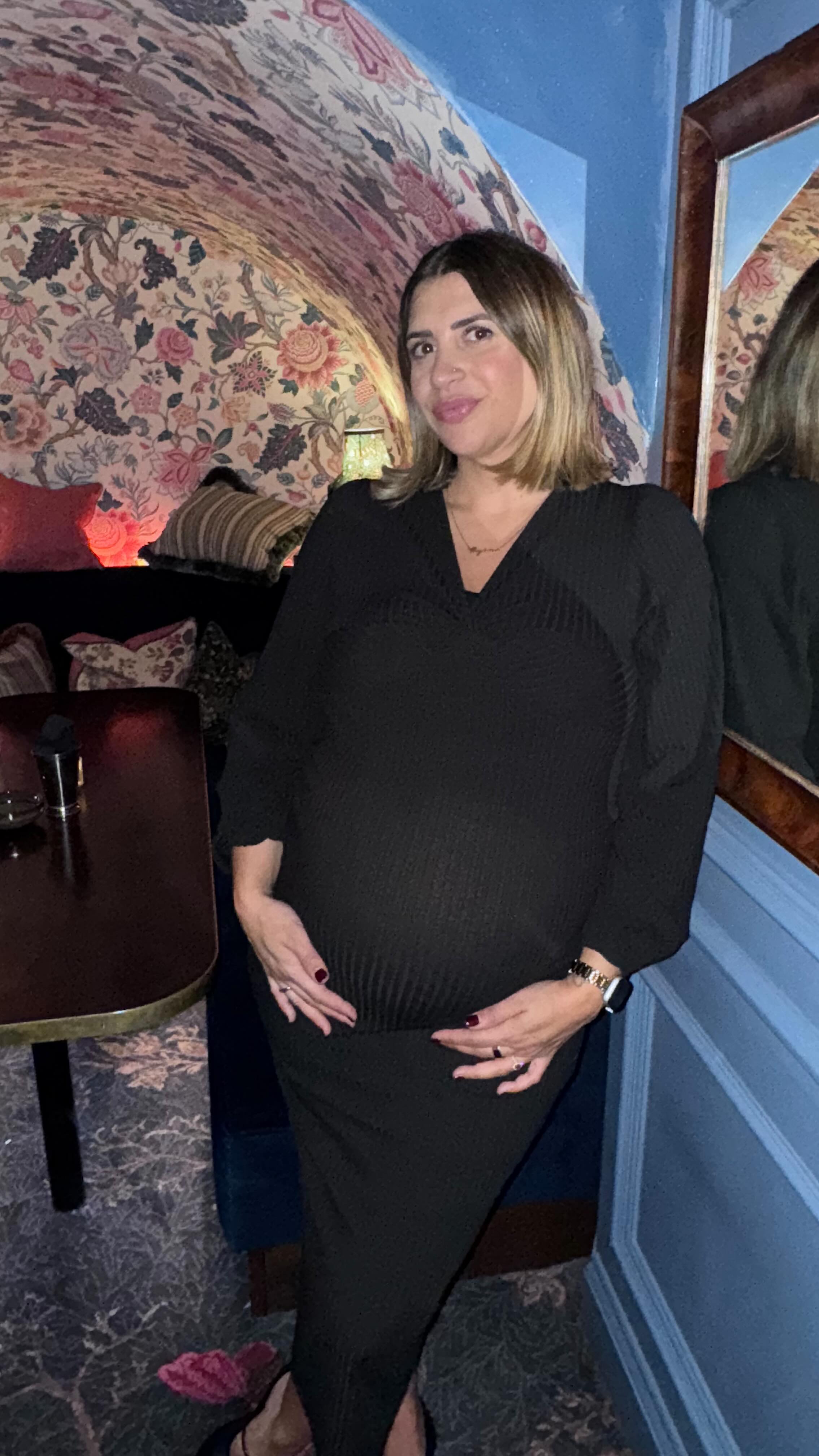 October 🎃🎇🪔🤰🤸🏽♀️🥒
Cornwall holiday
Diwali celebrations
40th birthdays
Last hospital scan!!
Werkin werkin
Halloween
Half Term Antics
Prenatal Pilates
Getting ready for the twins
Bump diaries
#octoberdump #halfterm #familyof3 #bumpdiaries #wholesomelove #ivfmama #family #pregnancy #autumnvibes