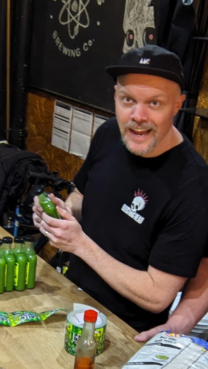 Space Death launch chats! Fermented things markets! Ryan's snotty ramblings! This video HAS IT ALL!
.
.
.
#postcondiment #electrichead #hotsauce #launch #markets #hashtags