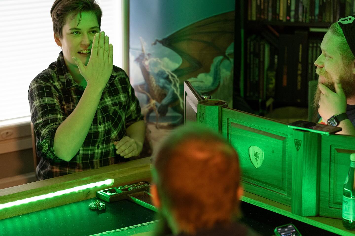 Dragon delves home game continued last sunday! The group found themselves saving elderly gnome from house fire! It seemed that the arson was done by a town baker…but as these things usually goes…this wasnt the truth at all…it seemed that the reason was a gold dragon wyrmling that was the bakers pet and companion. The mystery led the group in to the woods where they found a path sprinkled with candies. At the end of the path the group foubd a cottage made out of candy! Some of the group tasted the house and it tasted SWEET! The group opened the door and started looking if anyonenis home. After checking the first rooms they found out that something big is living in the house…and nor too long time from that they were fighting against group of bugbears whi were making hard candy! They also found out what the big creature was. It was ogre size animated baby doll with one eye and huge spiked lollipop mace! The group fought for their lives and things started to get more sideways as the master of the house a green hag came to help its ”baby” with a golden dragon wyrmling with its side! With huge amount of luck the group survived an the hag escaped to the cellars of the cottage…and this is where we are going to continue next time! This has been a FANTASTIC and fun adventure and what makes this even MORE FANTASTIC ARE the colorful and whimsical maps made by @kolbisneat
Thanks to @henri_jumppanen for taking photos💎
#dungeonsanddragons5e #dnd #dungeonsanddragons #dnd5e #dnd2024 #dragondelves #ttrpg #tabletoproleplaying #tabletoproleplayinggames #dungeonmaster #dungeonmasterlife #dm #dmlife #gamemaster #gamemasterlife #gmlife