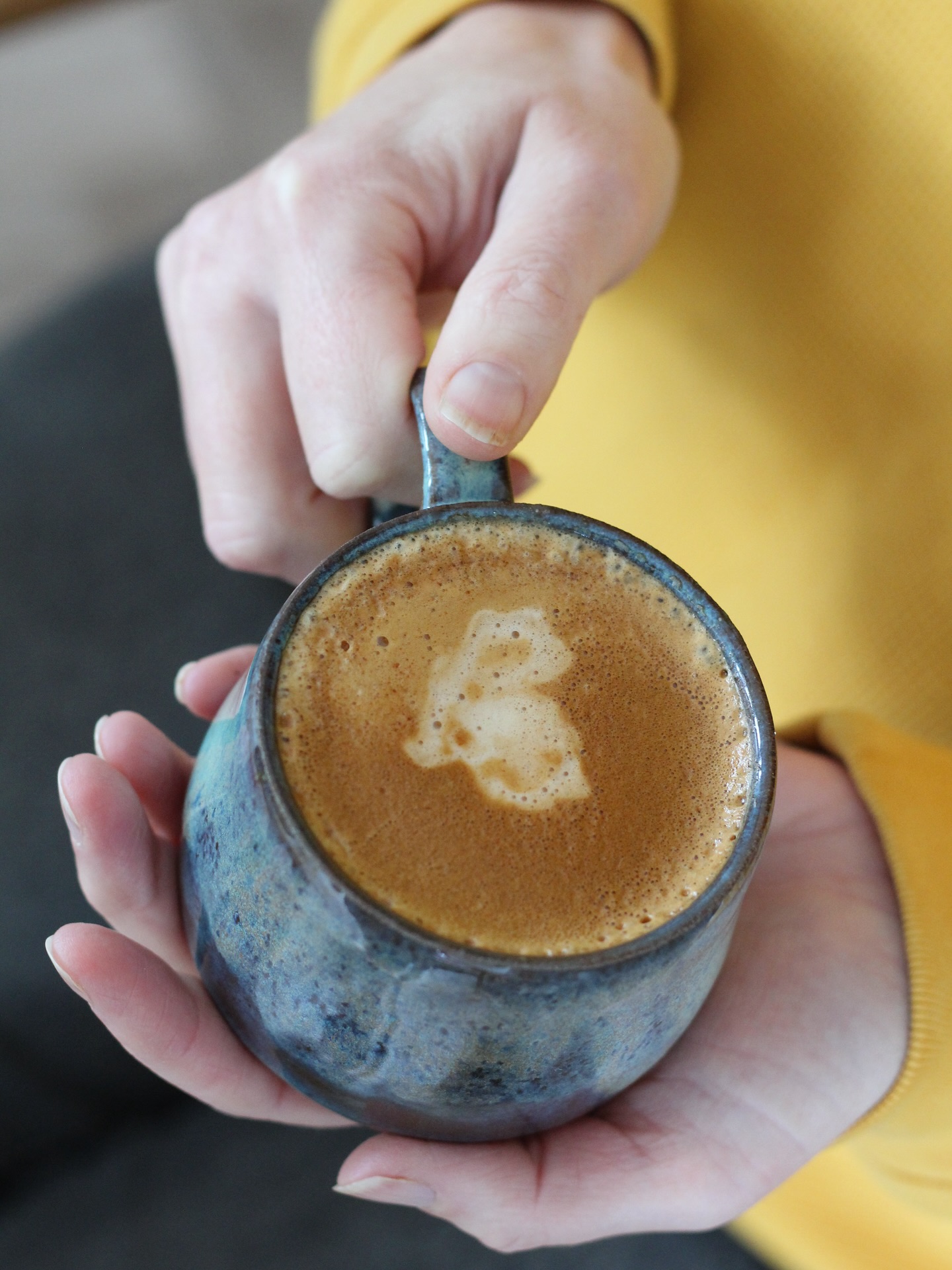 May your Monday hold some nice coffee in a special mug #jenmakespots #nicecoffee #specialmug #simplepleasures #bristolpotter
