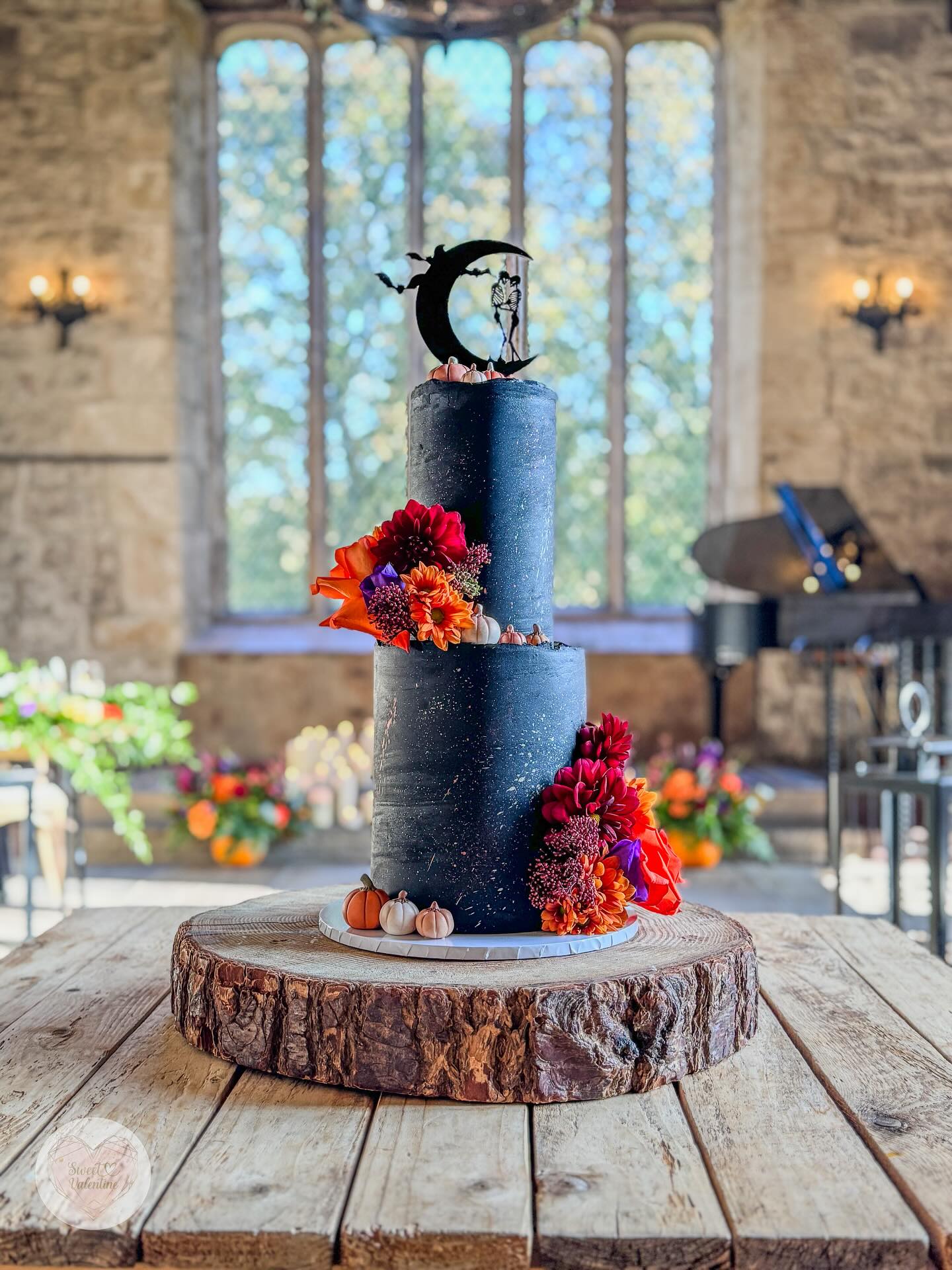 🖤 Wedding day 🖤
Huge congratulations to C&J who married at the stunning @the_priests_house
October weddings and Black cakes are just perfect. I may have a love hate relationship with black frosting but it sure does look pretty!! October 2026 is already filling up with spooky vibe wedding cakes and I’m so here for it.
Skelton topper @beamandrae_laser
Pumpkins @mylittlecakeryx
.
.
.
.
#cakedecorating #cakestyle #cakeart #buttercream #leeds #westyorkshire #leedsbaker #weddingcakesideas #weddingcake #weddingcakedesign #bespokeweddingcakes #weddingcakeinspiration #prettyweddingcakes #texturecake #uniqueweddingcakes #weddingcakeinspo #whiteweddingcake #whitecake #texturedcake #prettywedding #weddingcakes #blackweddings #blackweddingcake #octoberwedding #spookyseason #floralcake #halloweencake #halloweencakes