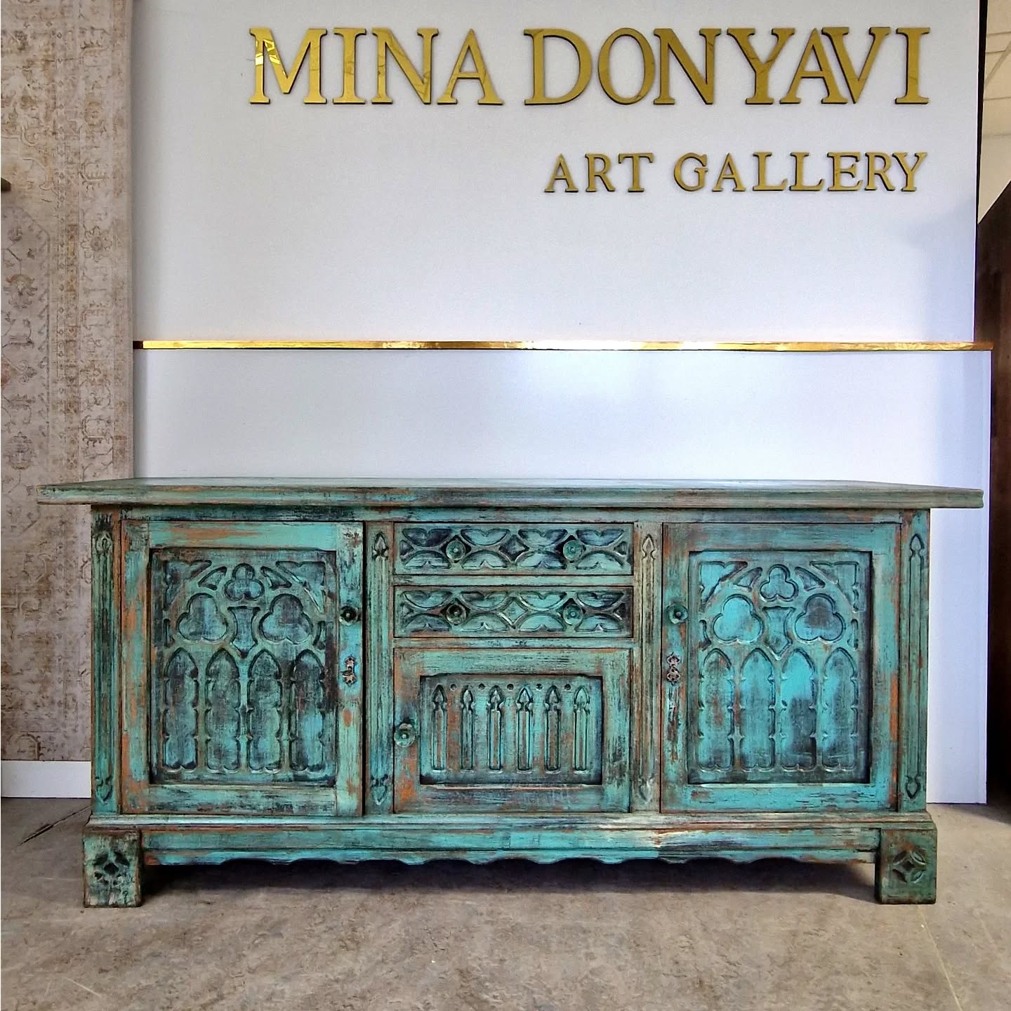 When old wood breathes again…
Every crack and color tells a story of time, love, and art.
A one-of-a-kind piece by Mina Donyavi Art Gallery
🎨 Hand-painted. Reborn for the soul of your space.
#minadonyavi #artfurniture #upcycledfurniture #interiorart #handpainted #artgallery #bohodecor #uniqueinterior