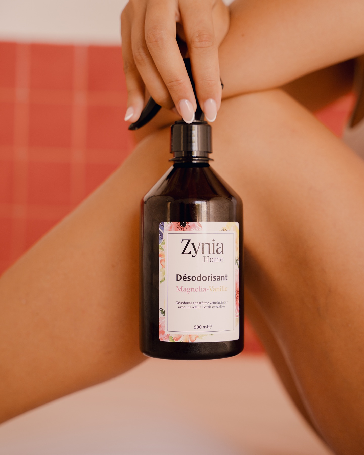 Turn your space into a cozy lil haven ✨
Le spray Zynia Home Magnolia Vanille = clean girl energy & comfort à la maison.