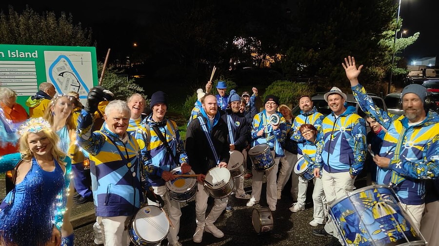 Newhaven Bonfire Parade🔥. A huge thank you to Harriet for organising it, and everyone who attended 🔥💙🩵.