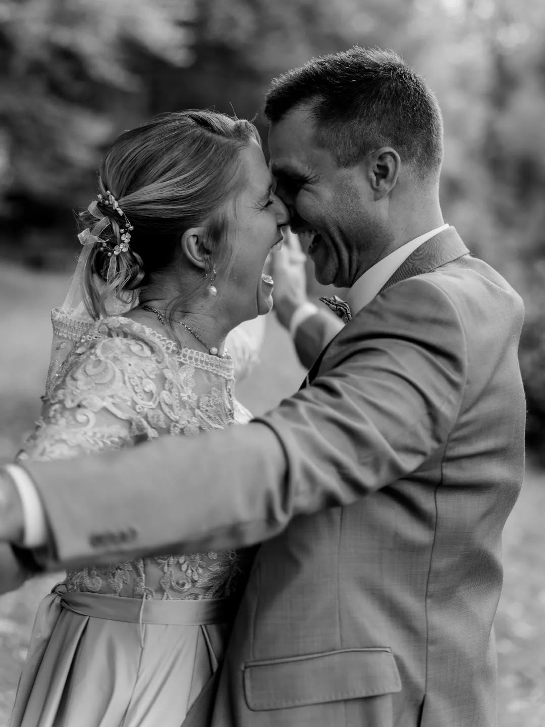 Ich bin immer wieder erstaunt darüber, wie viel Emotion in einem einzigen Foto stecken kann - einfach unglaublich😍
#hambach #heiraten2026 #hochzeit2027 #heirateninderpfalz #heiratenpfalz #pfalzhochzeit #pfalzfotograf