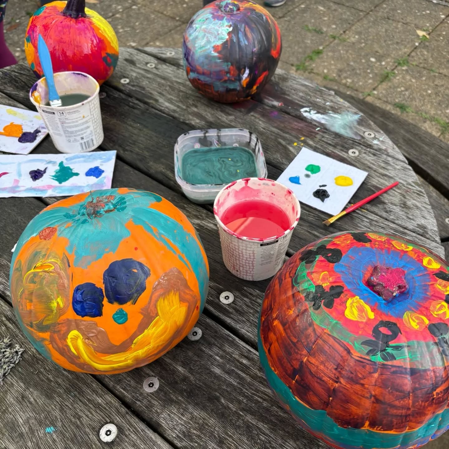 We had such a fun morning of Pumpkin Painting at Rooted Chippenham today!!
Big thanks to Kerry and Debs for running this brilliant free event, and to V&P Collins for their very kind donation of pumpkins 🎃
Here's to more community events in the garden ✨
#pumpkinpainting #communitygarden #communityactivities #funweekend #pumpkinseason