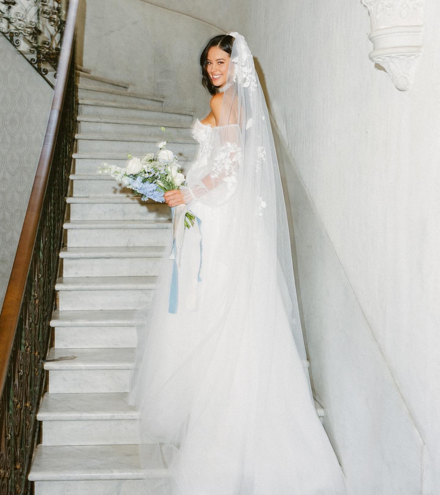 The moment you realise this is your dream dress 🤍✨ Designed by Oliveilli — where every stitch tells a love story.
#johannesburg #brideinspiration