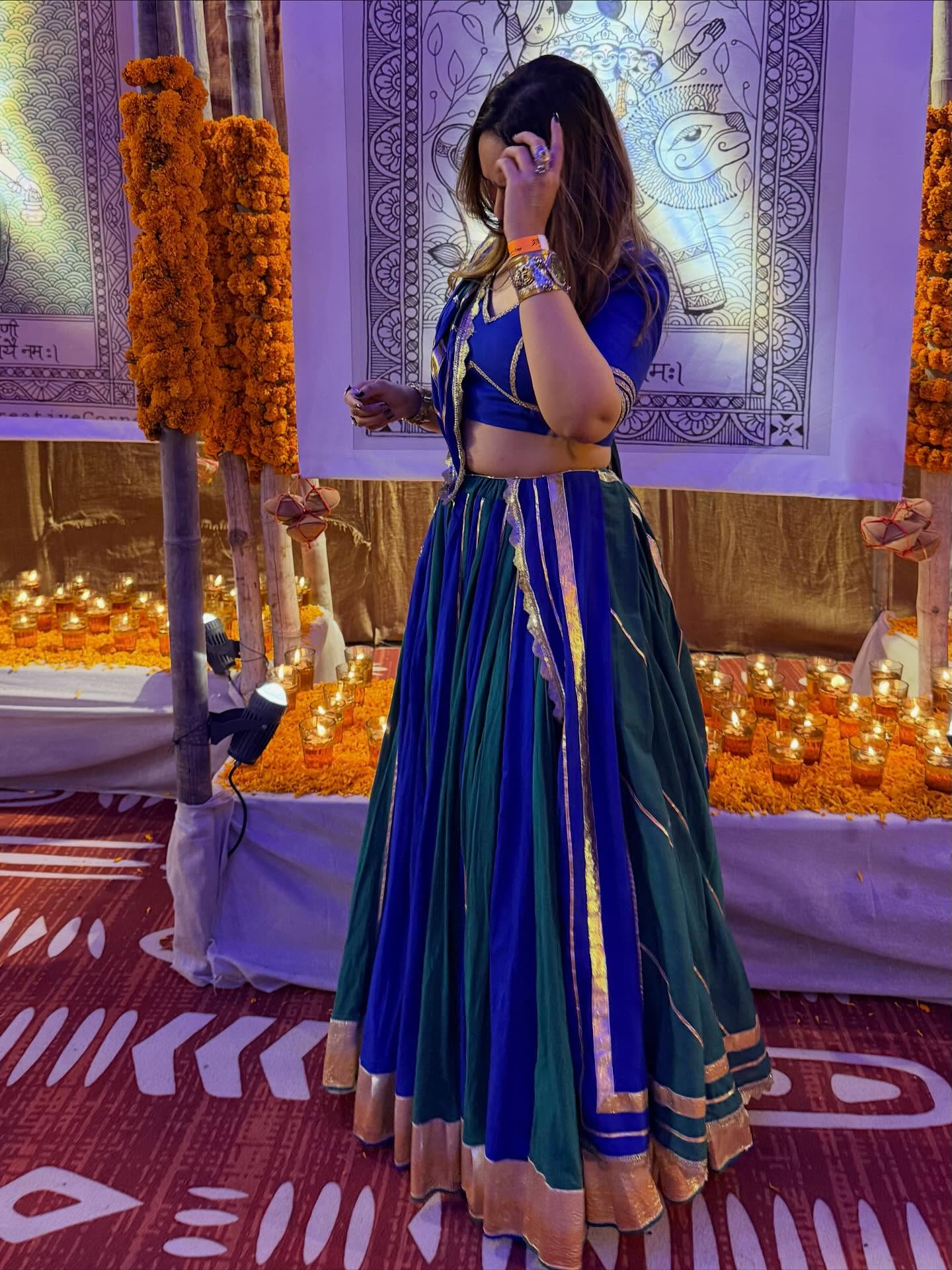 A dash of elegance, a swirl of tradition. 20 meters of flair for the perfect Morni moment. 🌸✨ #ClientDiaries #EleganceInMotion #FlairGoals #MorniMagic #meeramoments