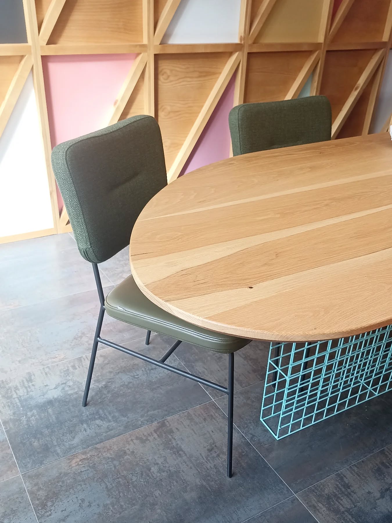 🎙️ Estamos encantadísimos de compartir espacio con todos aquellos que se animan a mejorar su entorno, estudiarlo, crearlo y hacerlo realidad juntos. Para los que no se conforman con lo convencional. Eso os hace especiales.🎙️ Gracias 😉
#felizviernes
#halloween 🎃