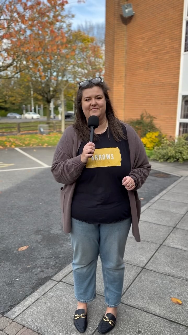 When do you think it’s acceptable to start listening to Christmas music? 🤔 #Christmas #christmasmusic