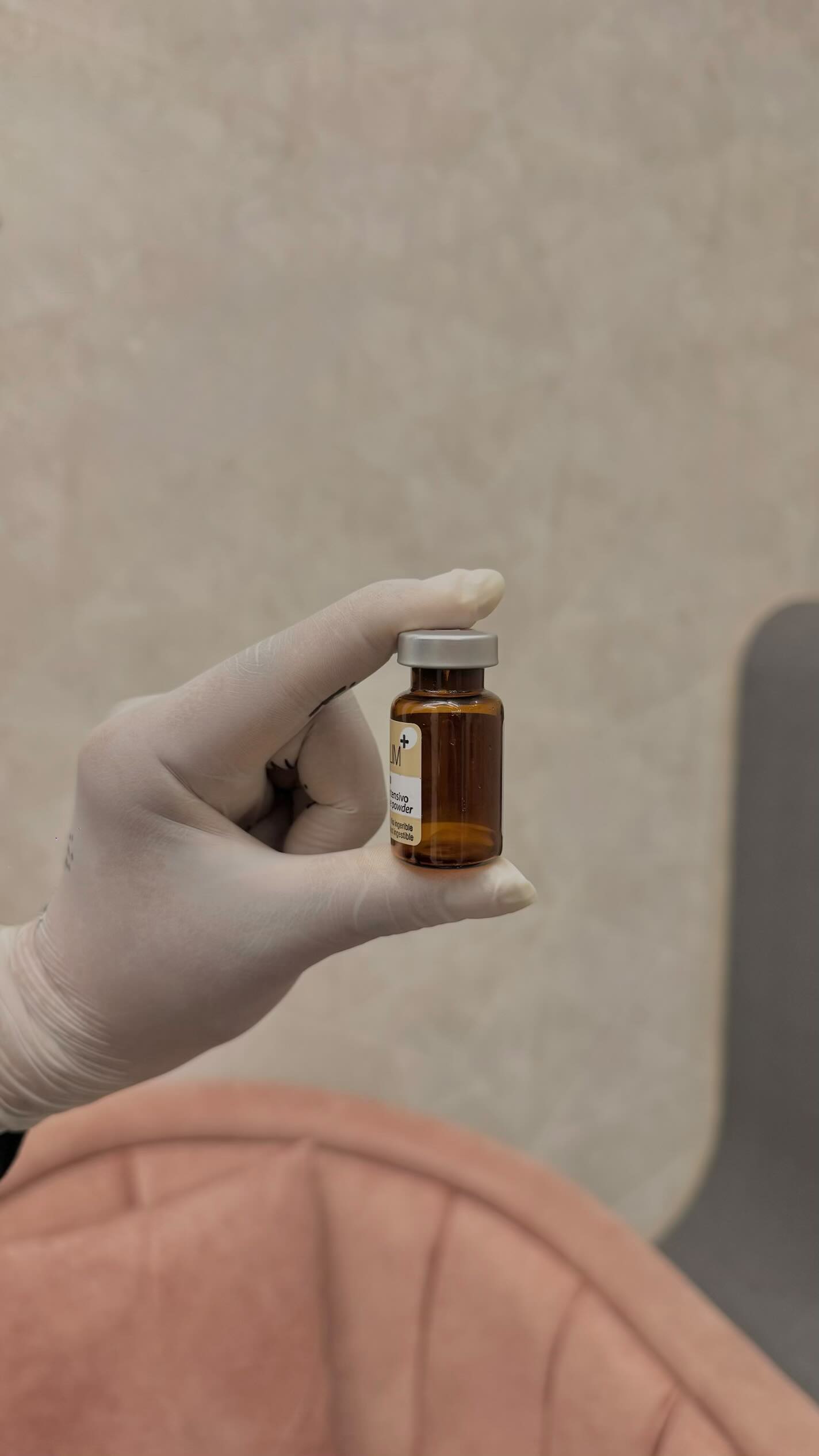 ¡Cualquier momento es ideal para armonizar tu rostro con un tratamiento profesional de toxina botulínica en Club SER! 💉✨
Porque sentirte bien contigo misma no necesita motivo, solo decisión.Agenda tu valoración con nuestro equipo experto y vive la experiencia de resultados naturales, seguros y a tu medida.
📍 Club SER — Bienestar, ciencia y estética en un solo lugar.
#toxinabotulínica #botox #armonizacionfacial