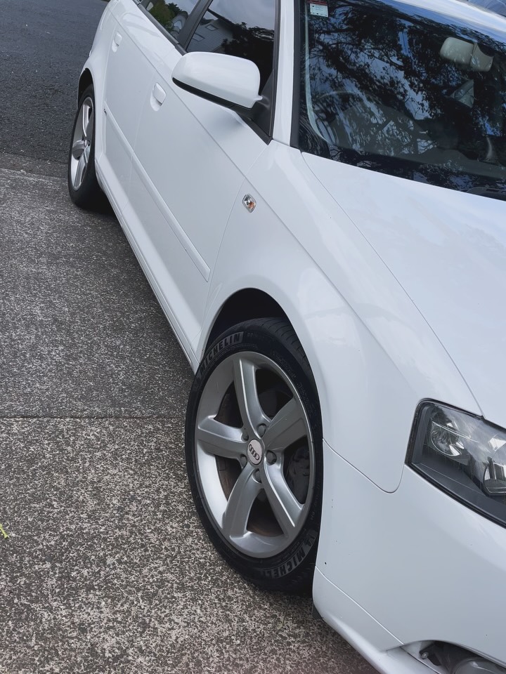 Another tired Audi brought back to life.
Years of grime, oxidation, and neglect — all gone.
Now it’s got that deep, mirror finish only Blaze delivers.