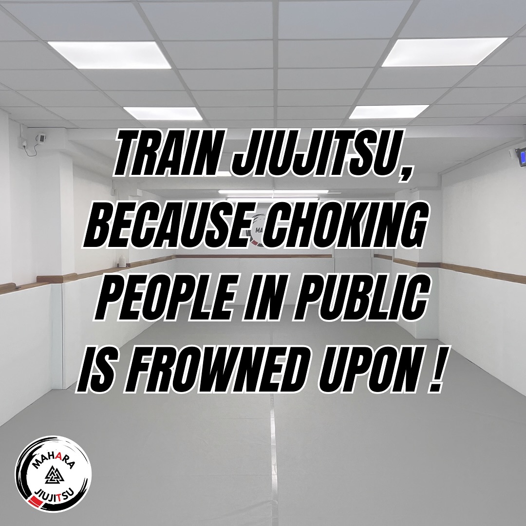Chokes can be fuuuuuuuun !
#jiujitsu #bjj #brazilianjiujítsu
